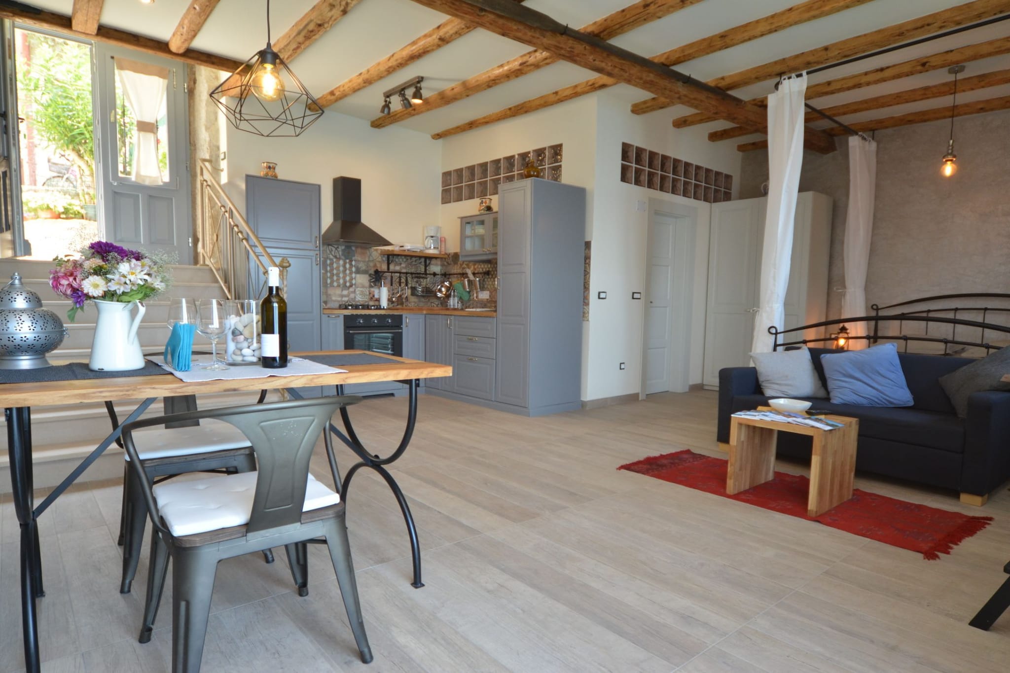 Seafront Rovinj Oasis Apartment - Studio Apartment with Sea View-Wohnzimmer
