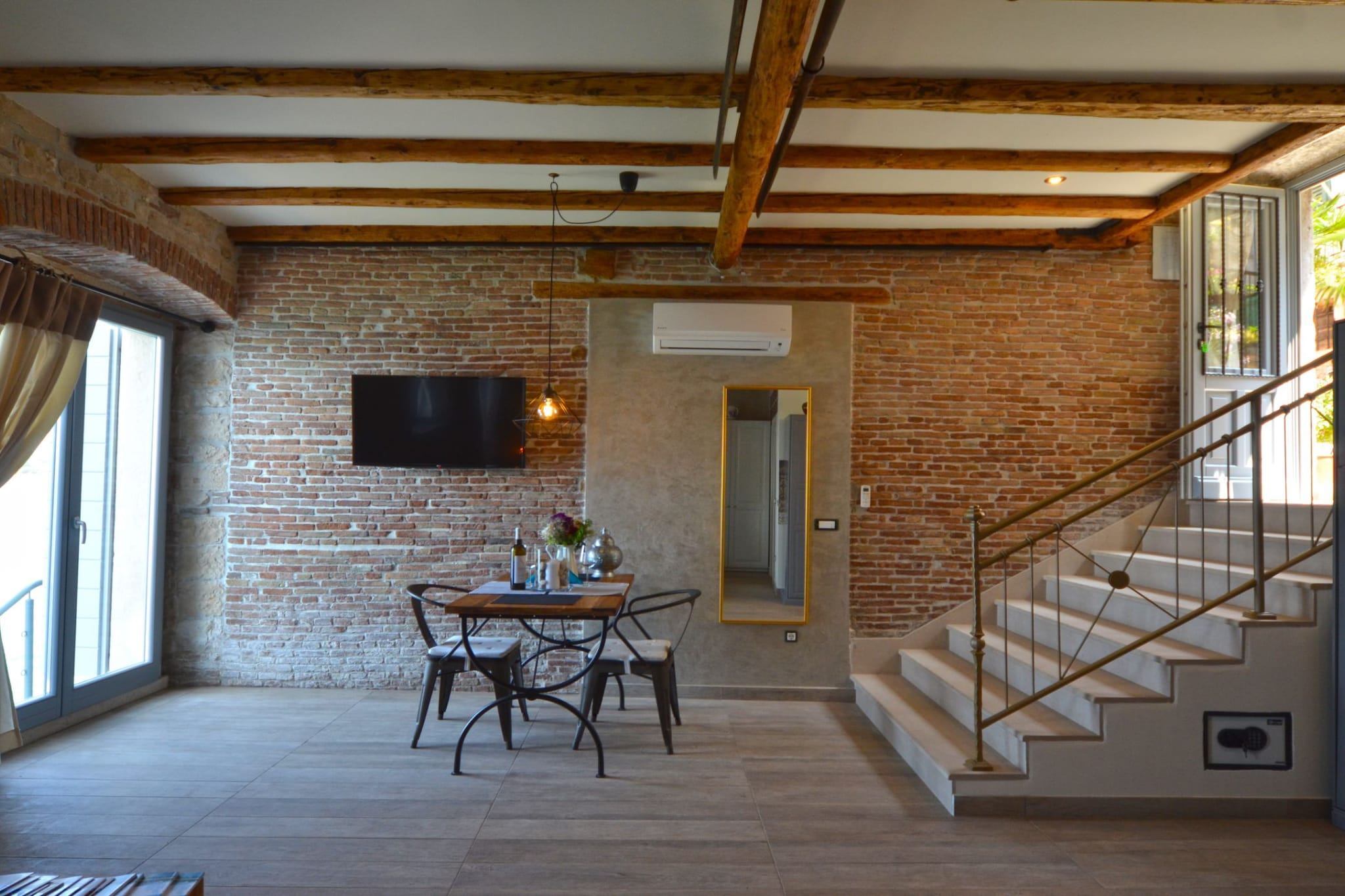 Seafront Rovinj Oasis Apartment - Studio Apartment with Sea View-Wohnzimmer