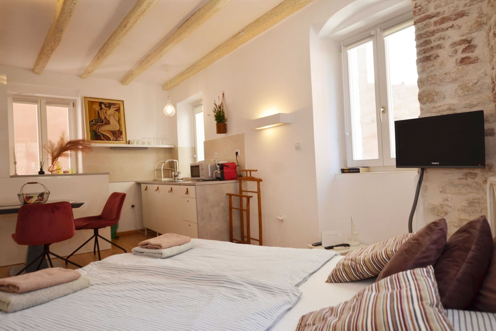 Modern and Cozy Rovinj Old Town Apartments - Classic Studio Apartment (owner Lavanda)-Bedroom