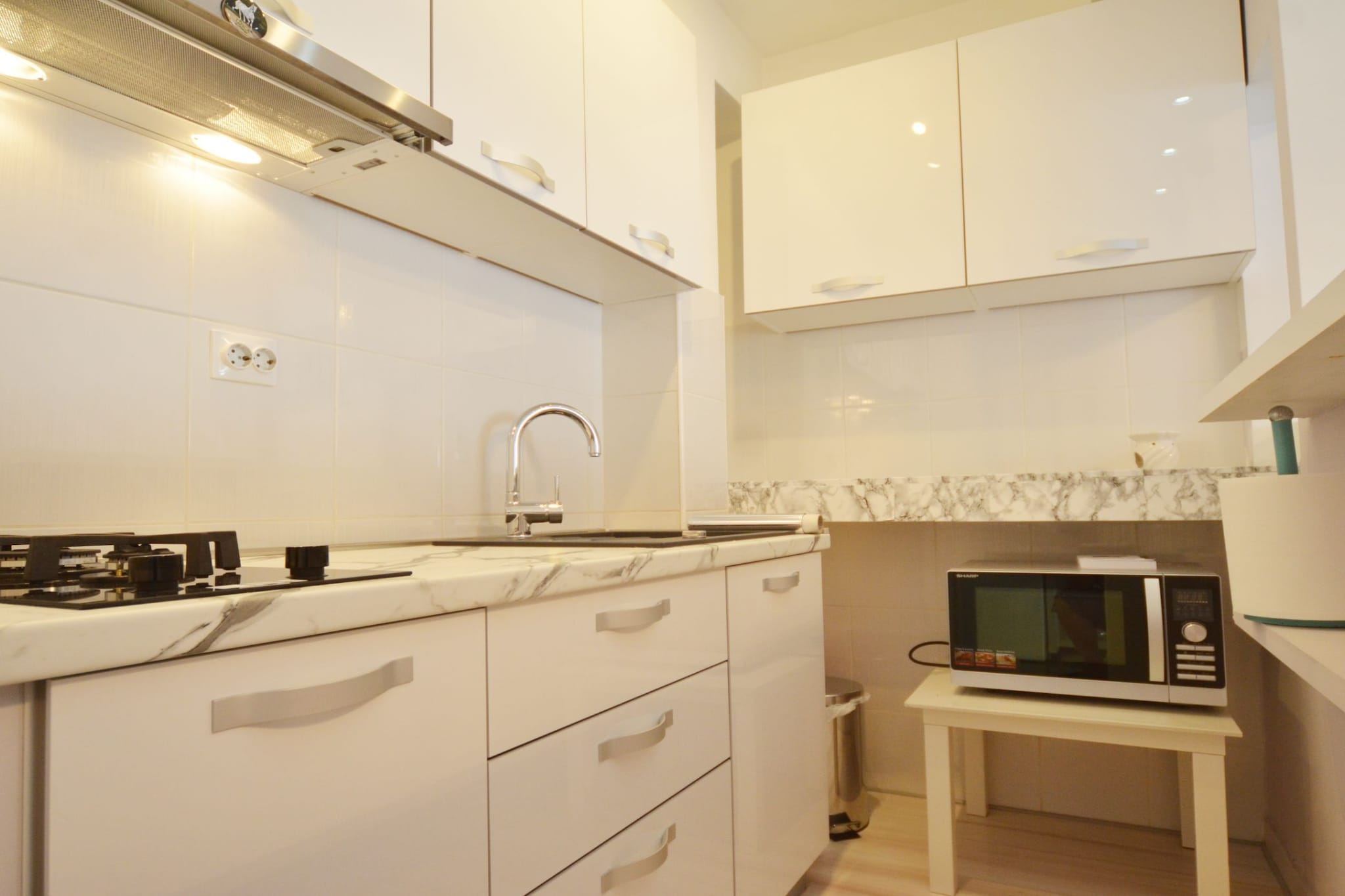 Peaceful and Elegant Rovinj Apartment - One Bedroom Apartment with Balcony-Kitchen