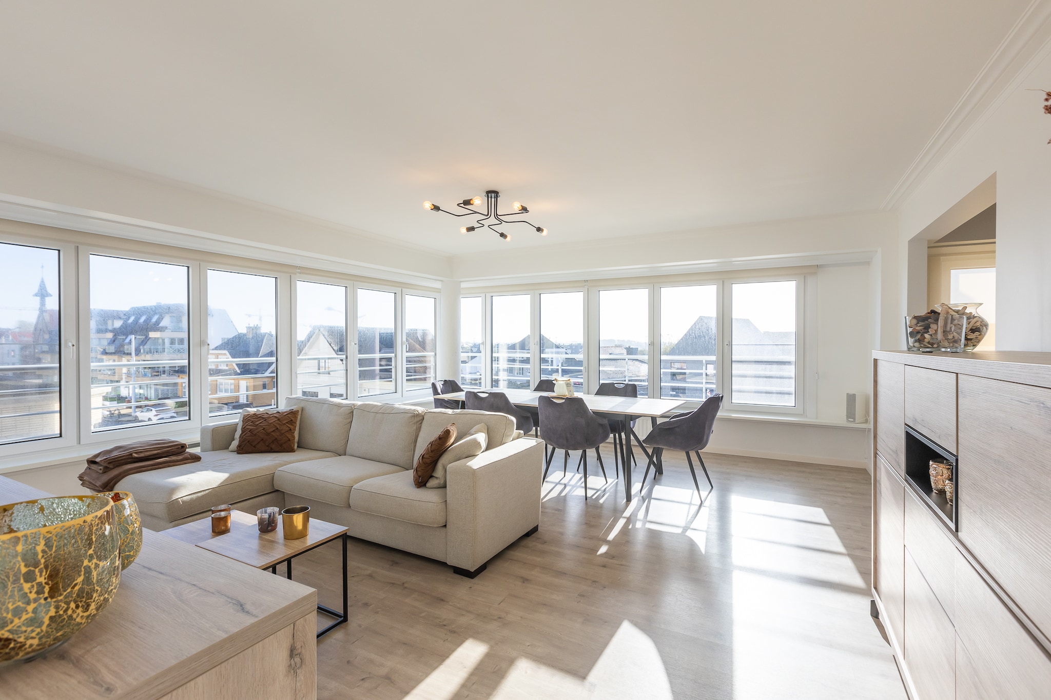 Modern flat near the sea