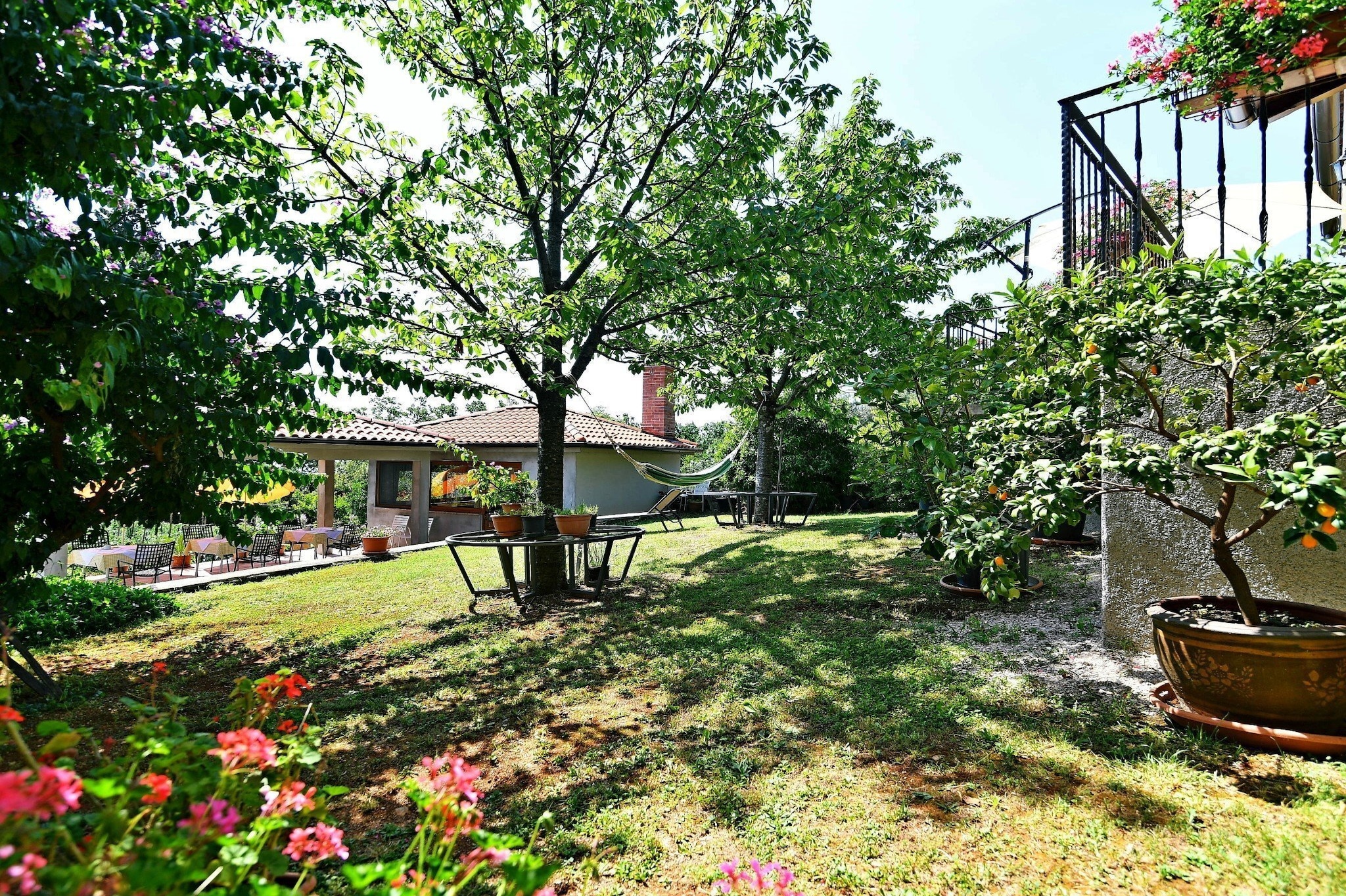 Charming Holiday Home with Terrace and Garden - One Bedroom Holiday Home-Outdoor