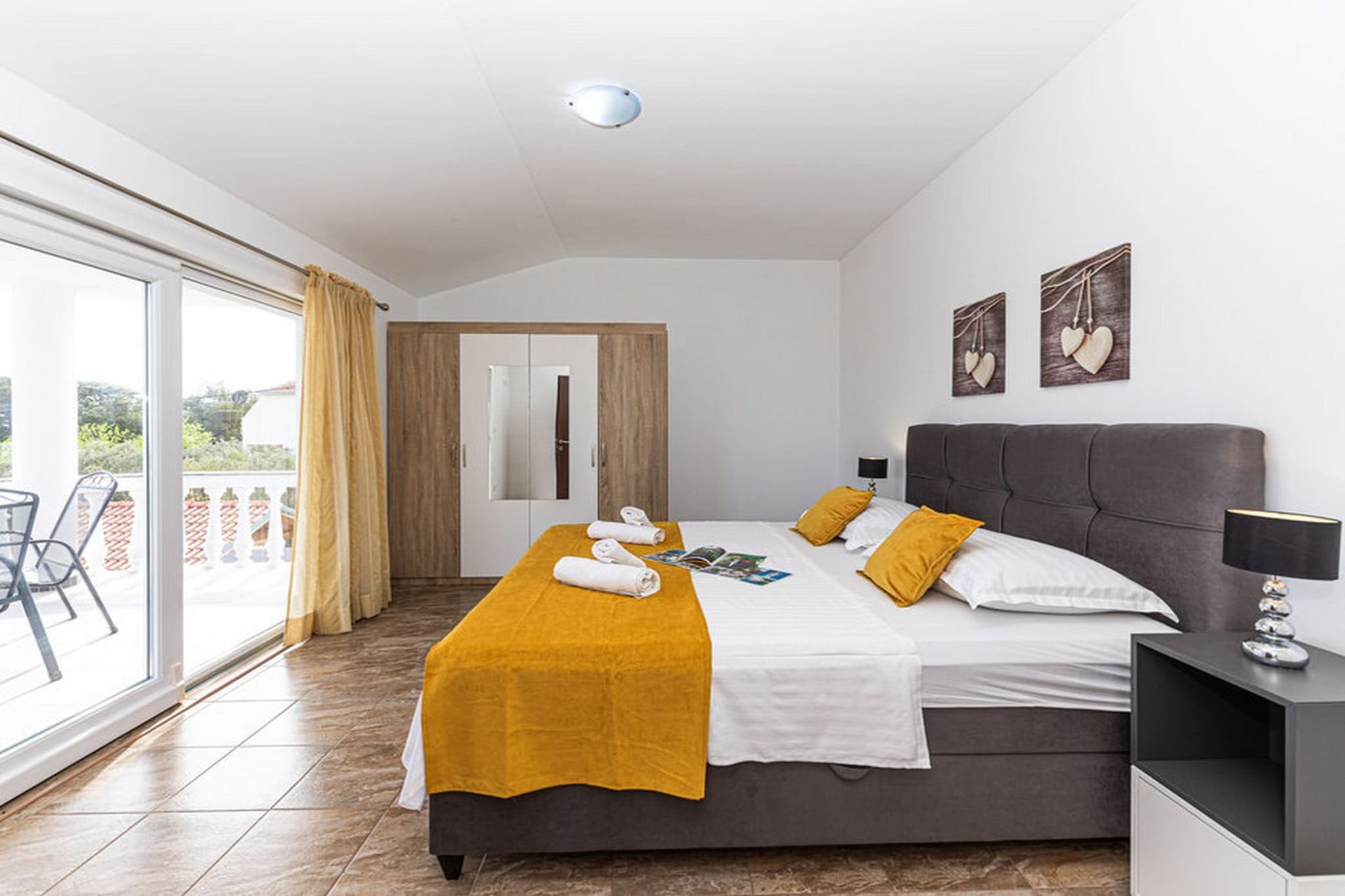 Exquisite Spacious Villa Bufaline with Pool and Gym - Eight Bedroom Villa with Pool and Gym-Bedroom