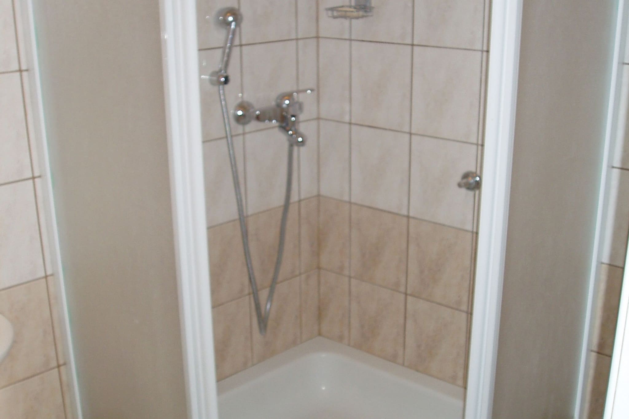 Apartments Bionda Senj - One Bedroom Apartment with Terrace 2-Salle de bain