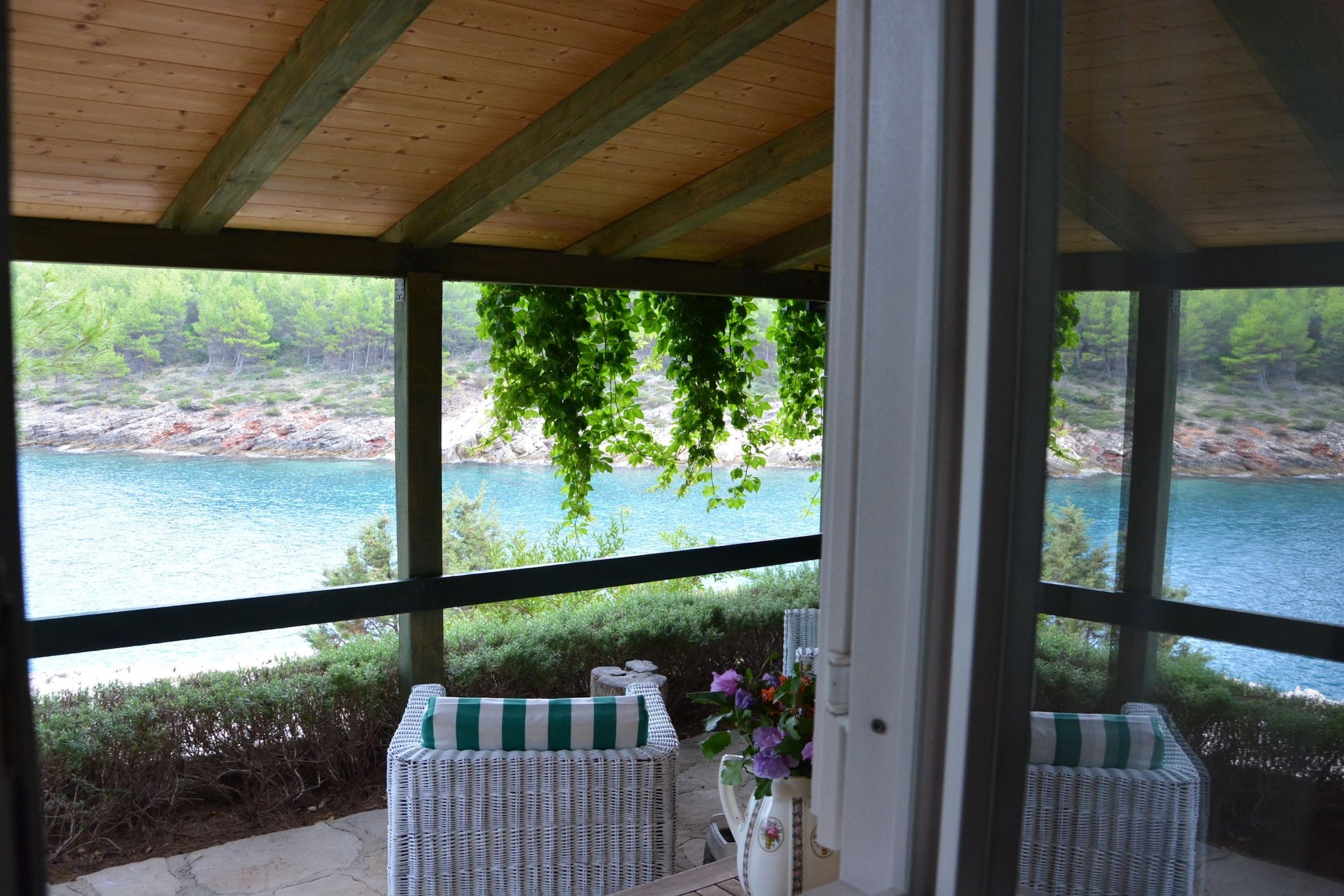 Blissful Bay Apartments Vrboska - Studio with Terrace (owner Ruzmarin)-Außenbereich