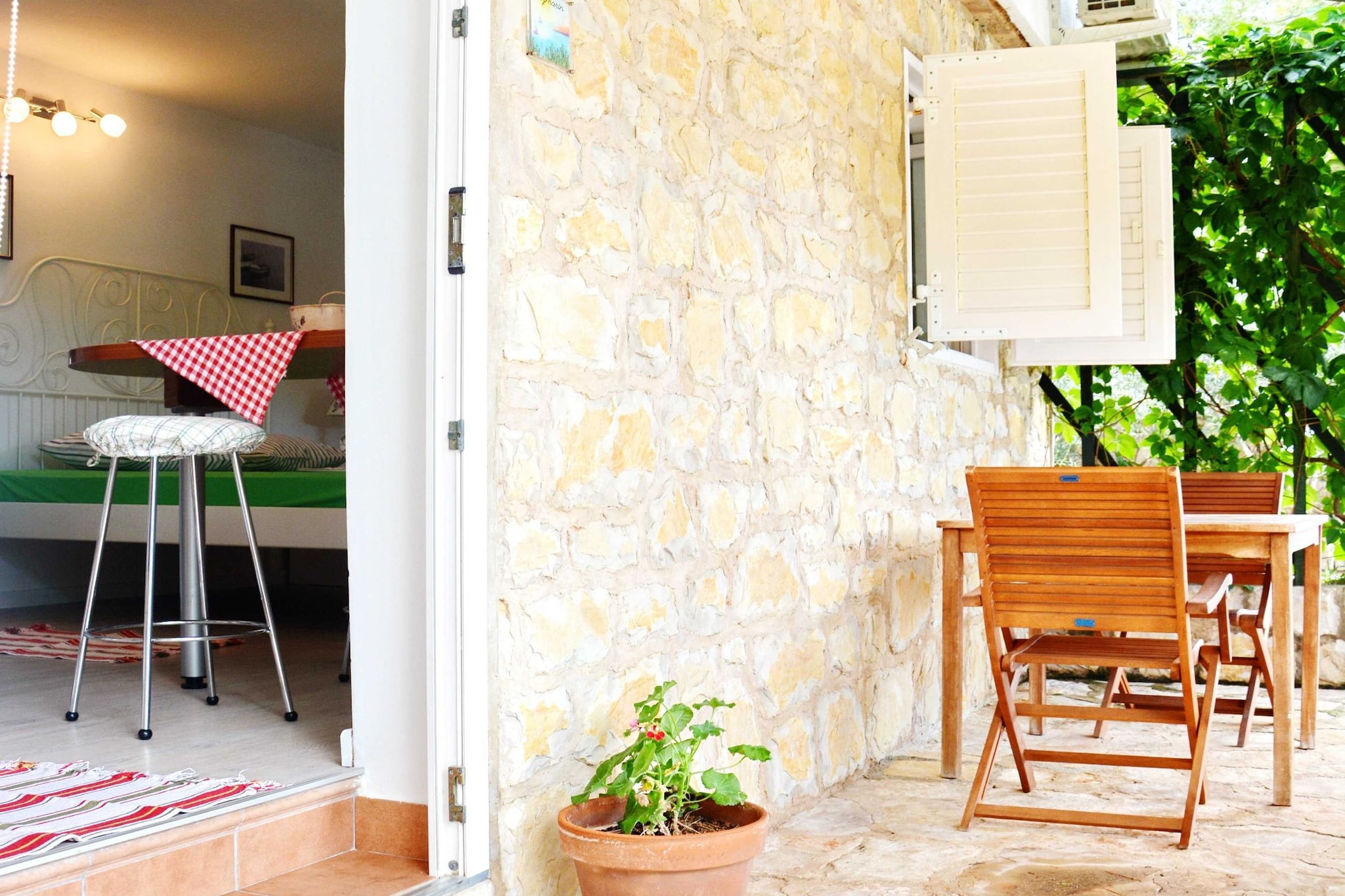 Blissful Bay Apartments Vrboska - Studio with Terrace (owner Ruzmarin)-Außenbereich