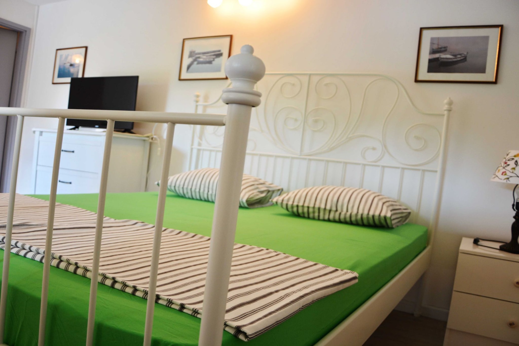 Blissful Bay Apartments Vrboska - Studio with Terrace (owner Ruzmarin)-Schlafzimmer