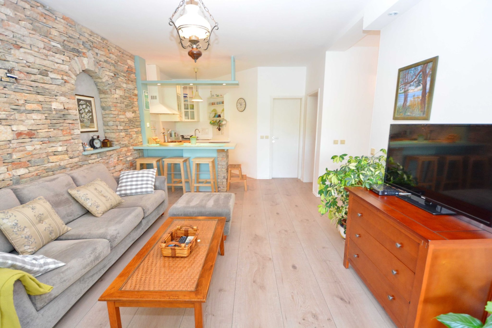 Blissful Bay Apartments Vrboska - Two Bedroom Apartment with Terrace (owner Kadulja)-Wohnzimmer