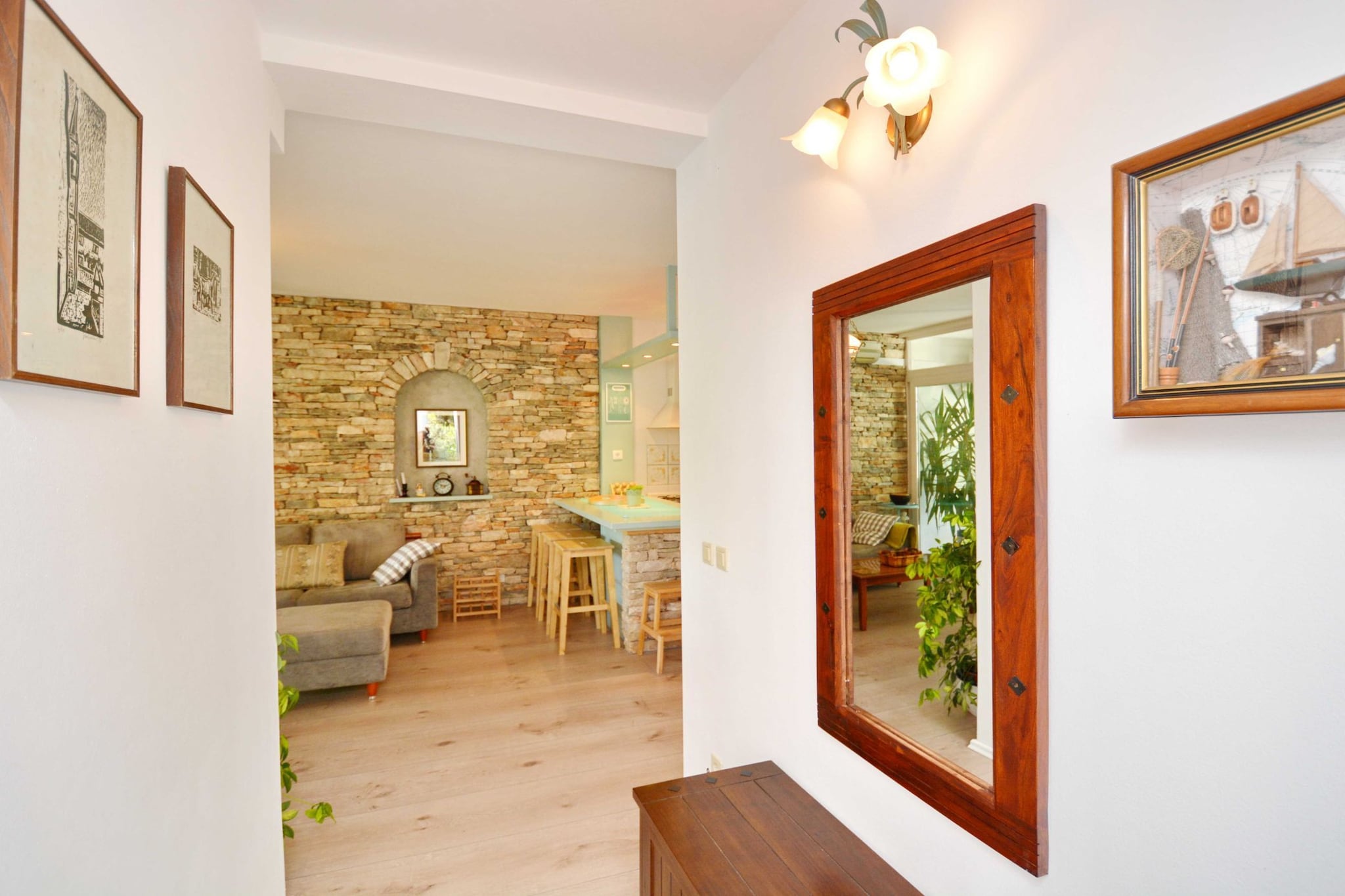 Blissful Bay Apartments Vrboska - Two Bedroom Apartment with Terrace (owner Kadulja)-Wohnzimmer