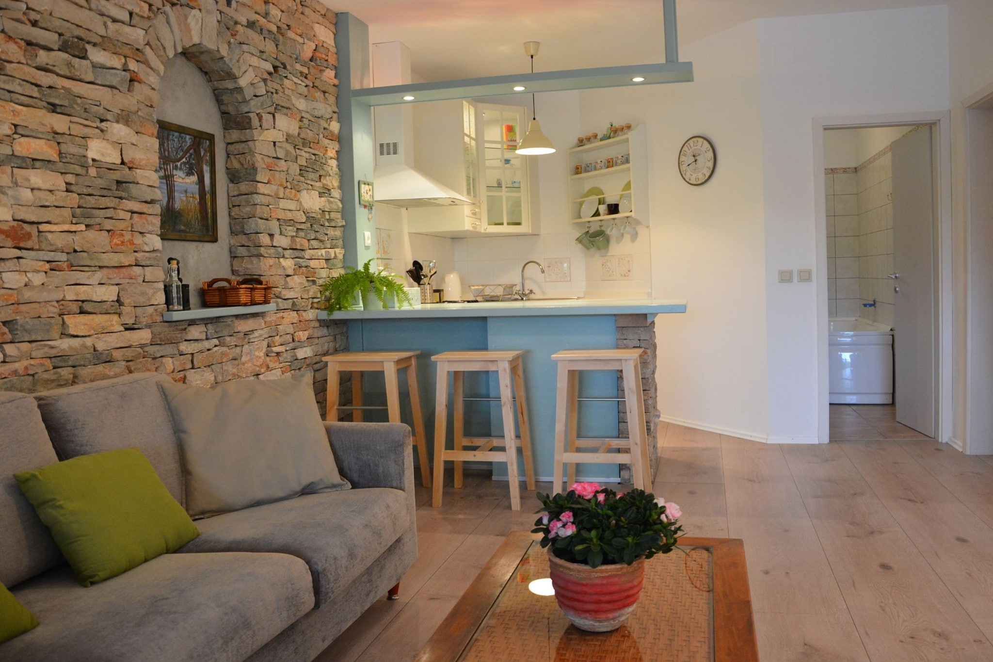 Blissful Bay Apartments Vrboska - Two Bedroom Apartment with Terrace (owner Kadulja)-Wohnzimmer