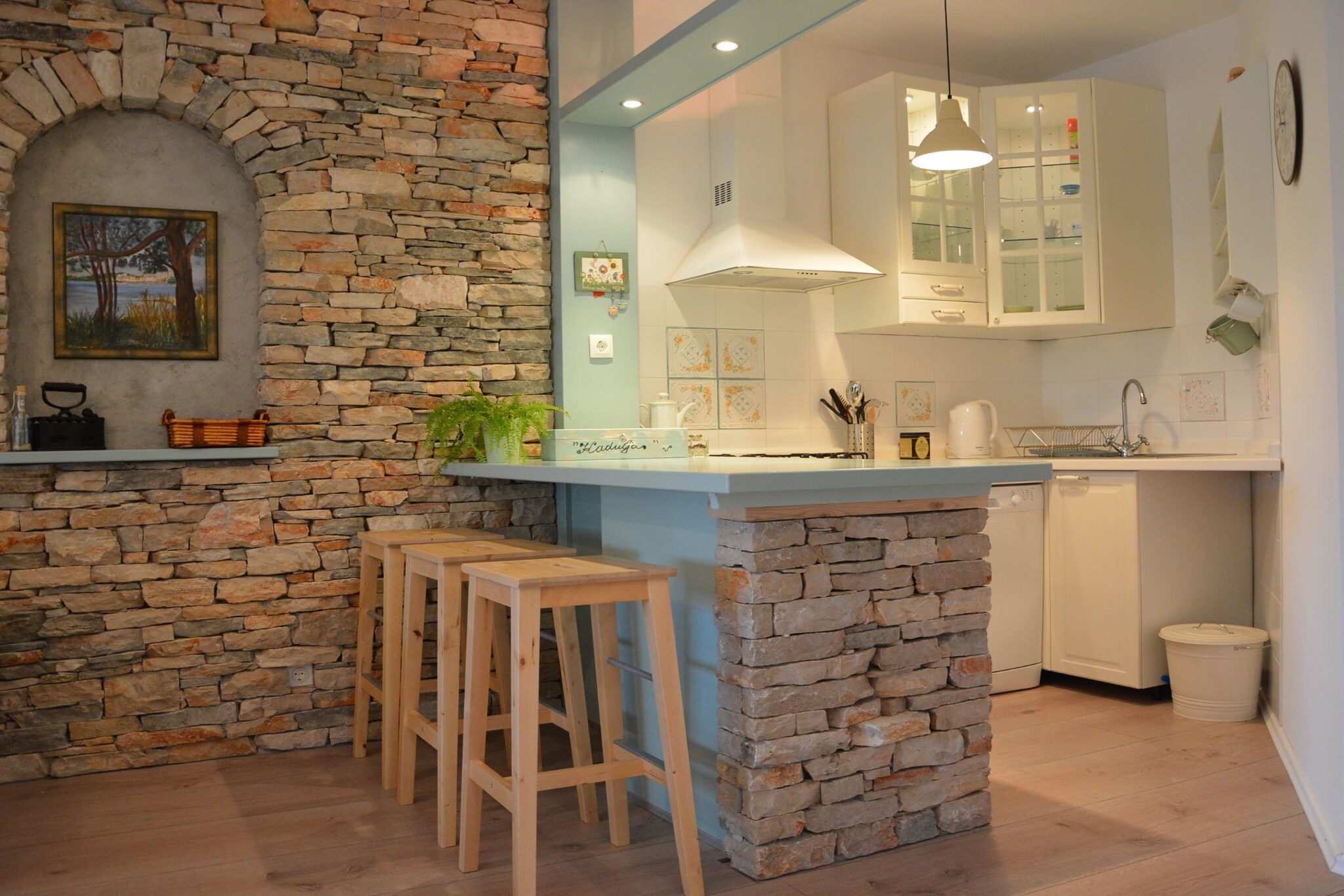 Blissful Bay Apartments Vrboska - Two Bedroom Apartment with Terrace (owner Kadulja)-Küche