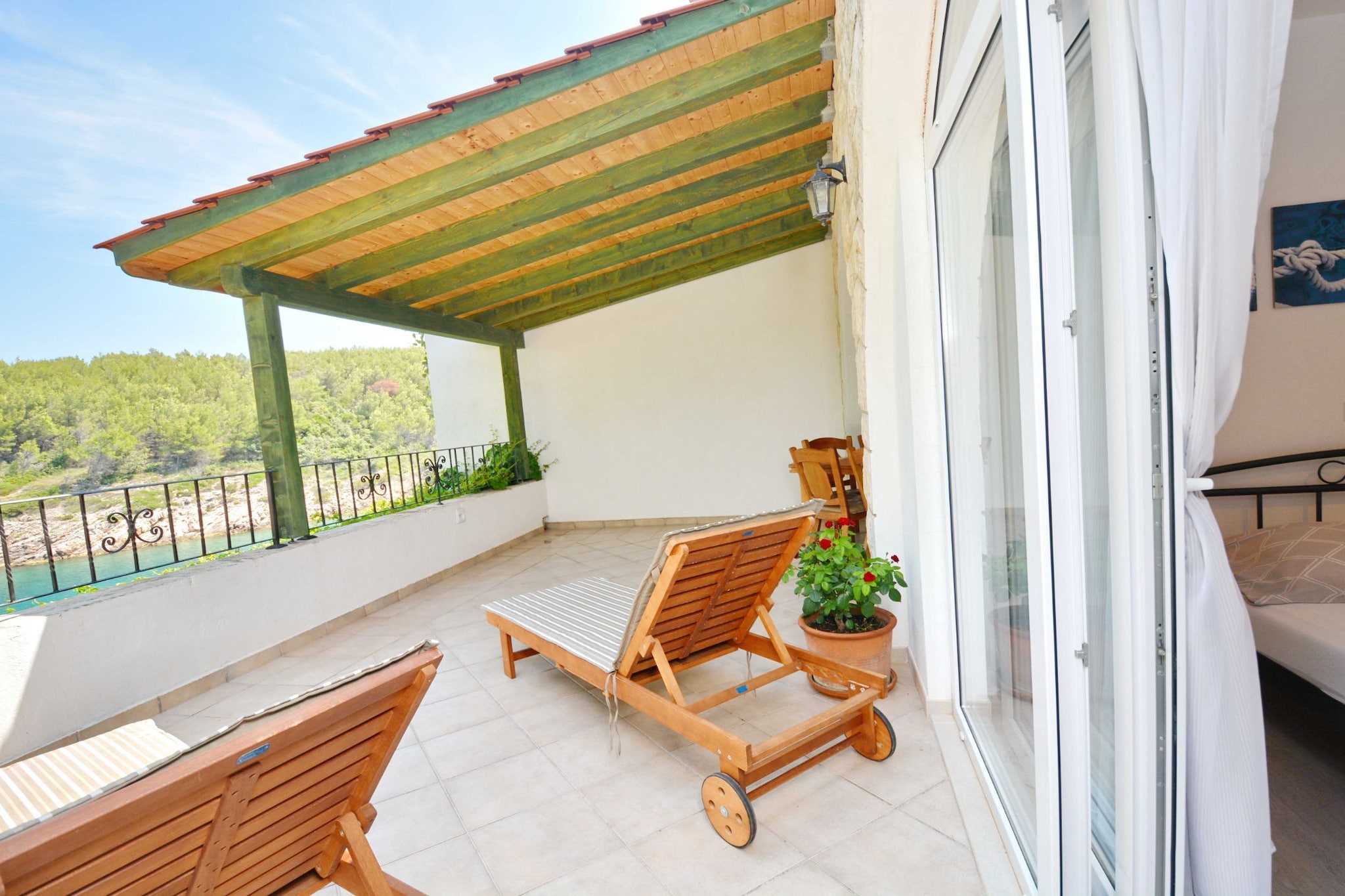 Blissful Bay Apartments Vrboska - Two Bedroom Apartment with Terrace (owner Kadulja)-Terrasse