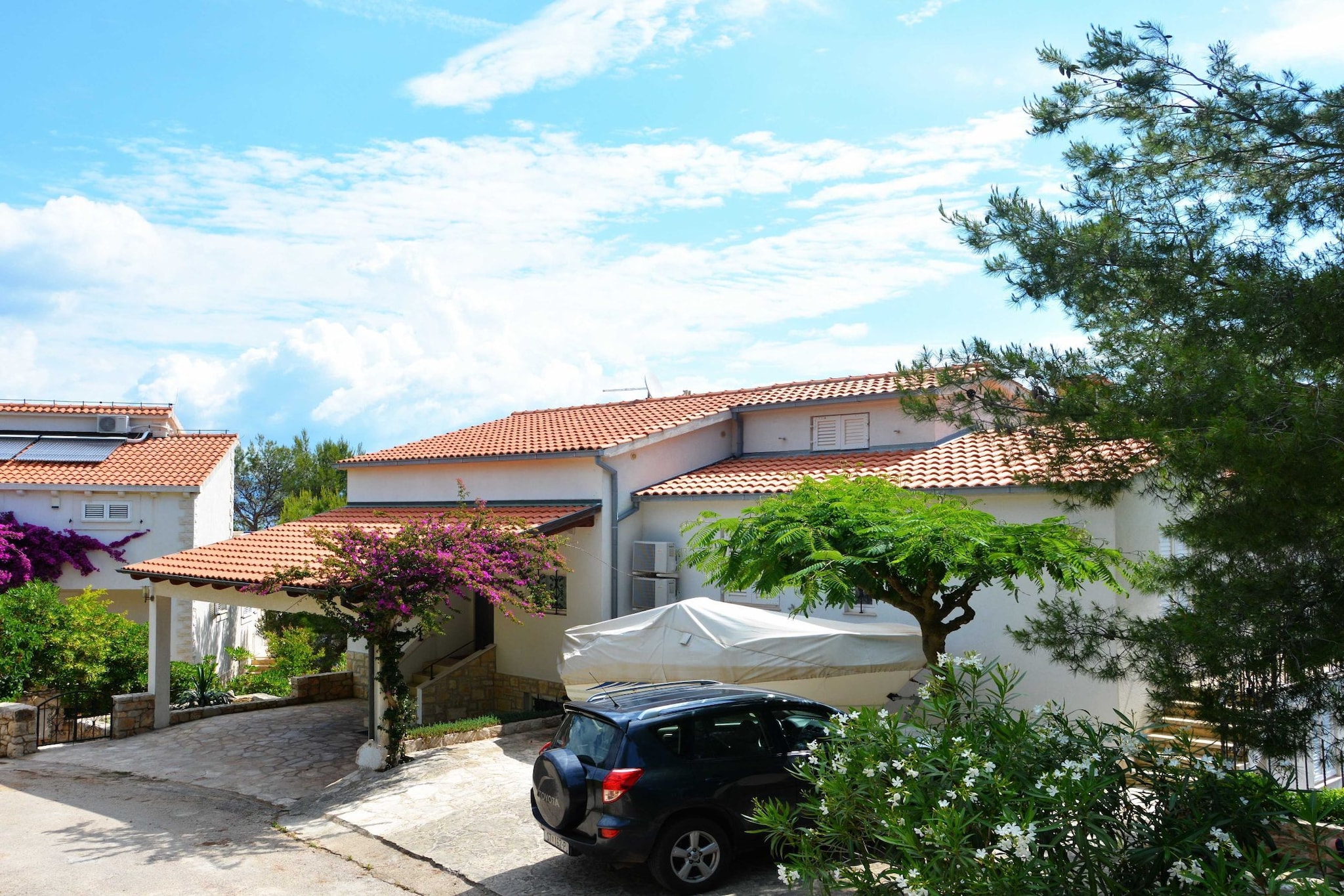 Blissful Bay Apartments Vrboska - One Bedroom Apartment with Balcony (owner Smokva)-Buitenlucht