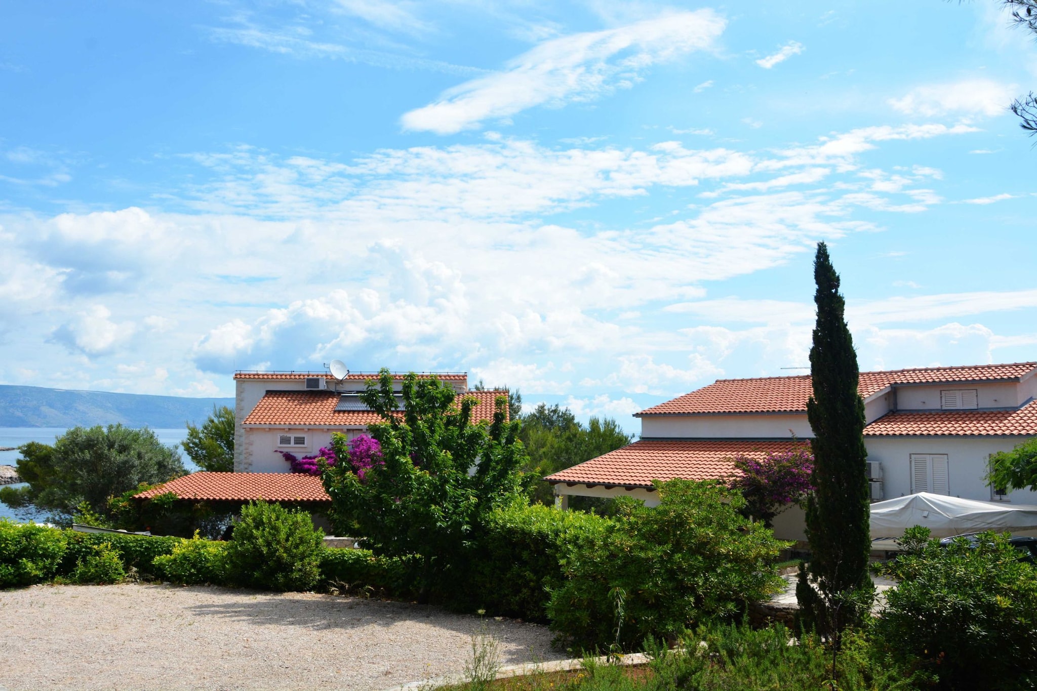 Blissful Bay Apartments Vrboska - One Bedroom Apartment with Balcony (owner Smokva)-Buitenlucht