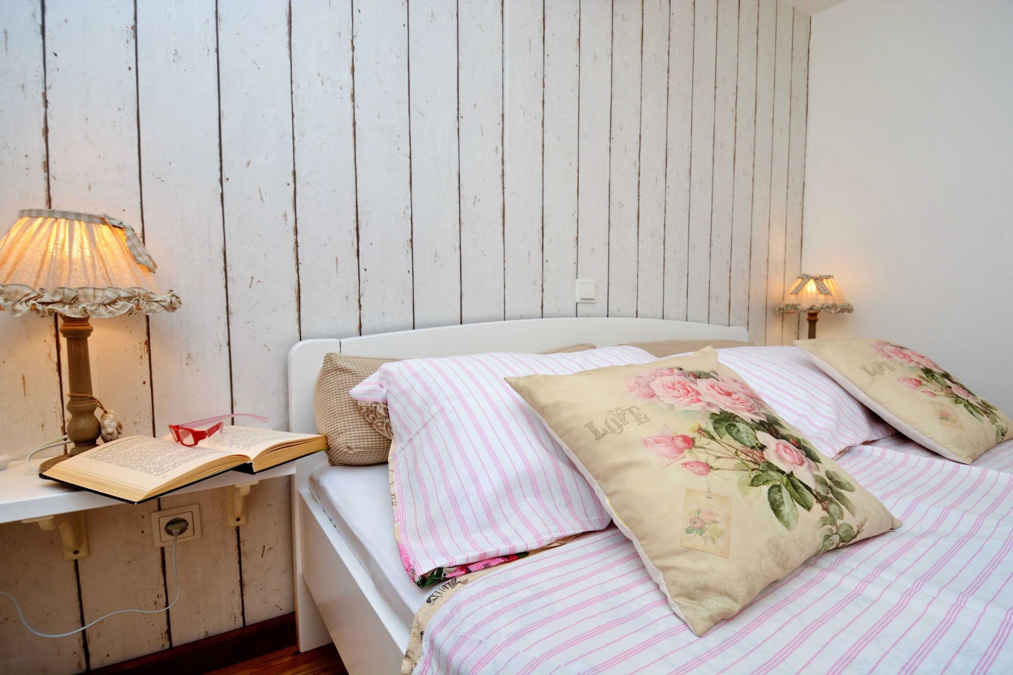 Blissful Bay Apartments Vrboska - One Bedroom Apartment with Terrace (owner Lovor)