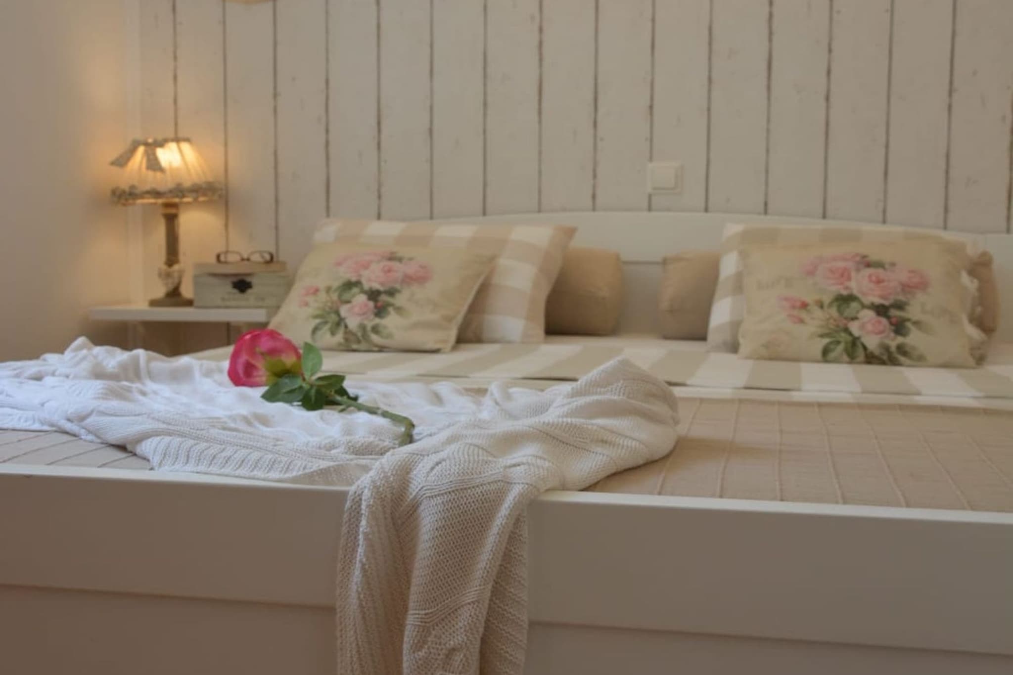 Blissful Bay Apartments Vrboska - One Bedroom Apartment with Terrace (owner Lovor)-Schlafzimmer