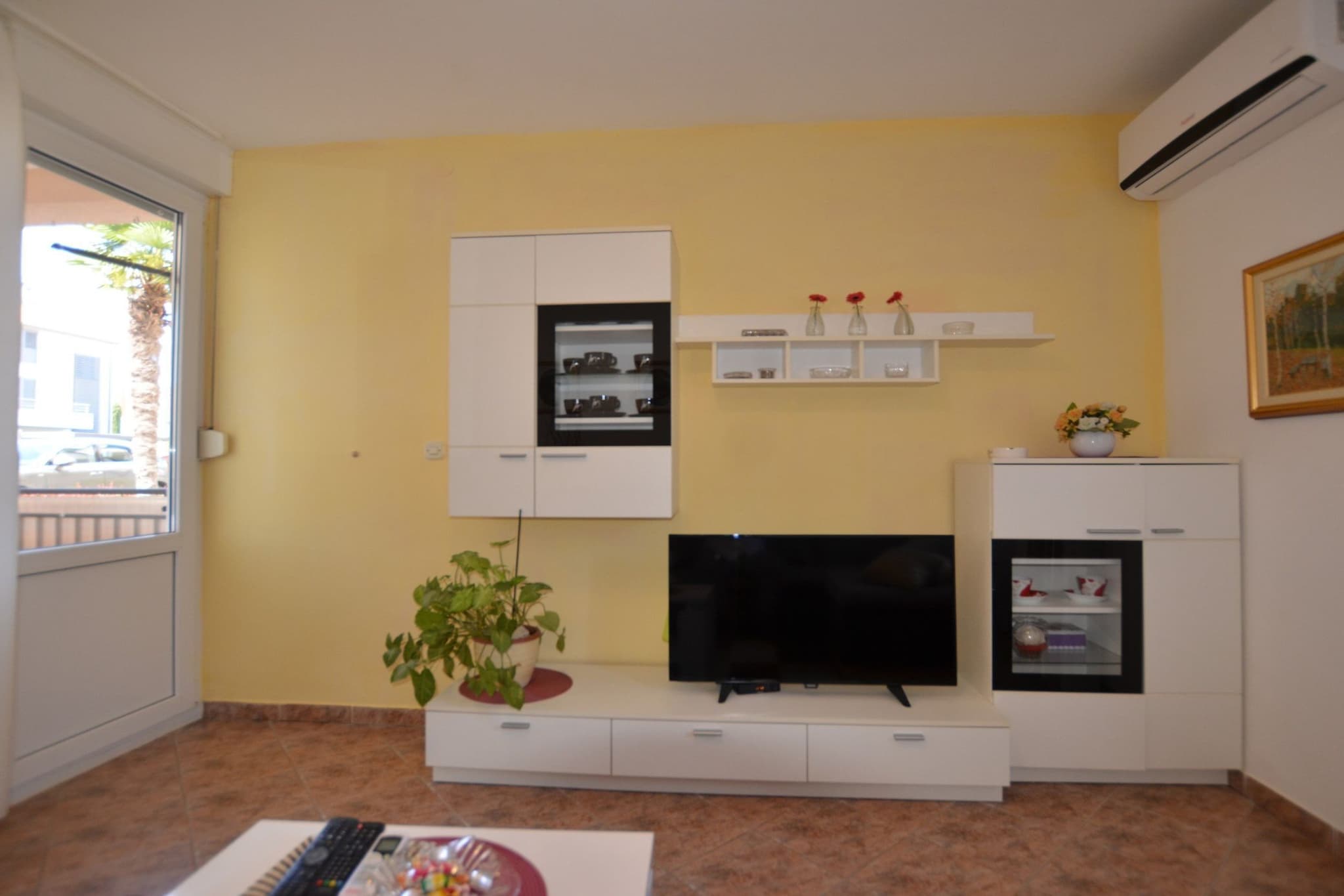 Brigth and Breezy Rovinj Apartments - Standard One Bedroom Apartment (owner Ita 2)-Living room
