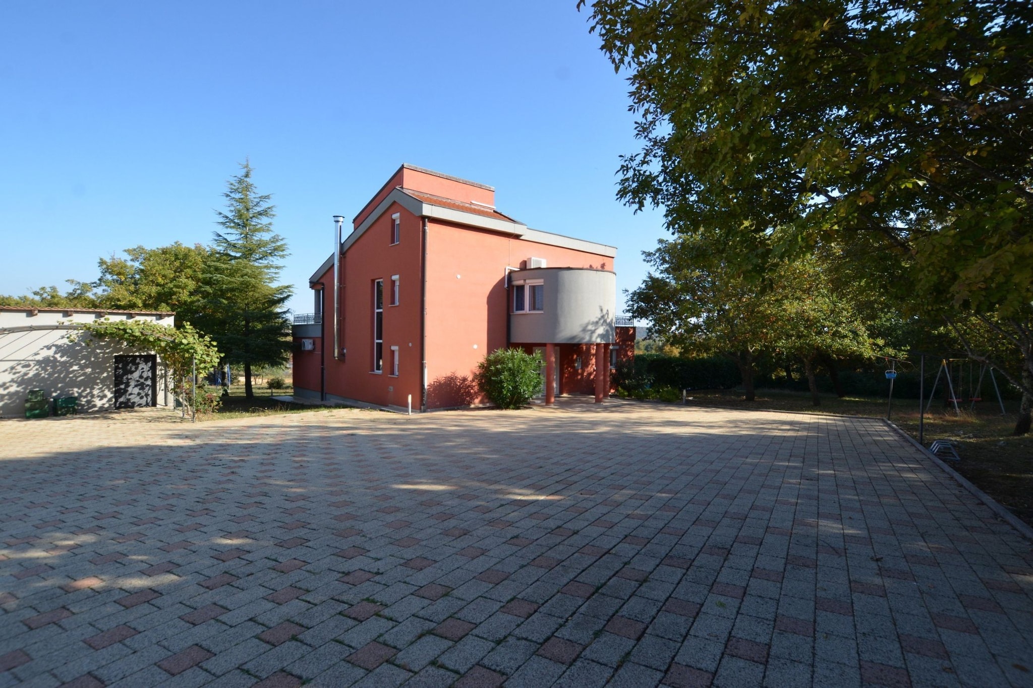 Calm Countryside Rovinj Manor with Pool - Villa with Pool