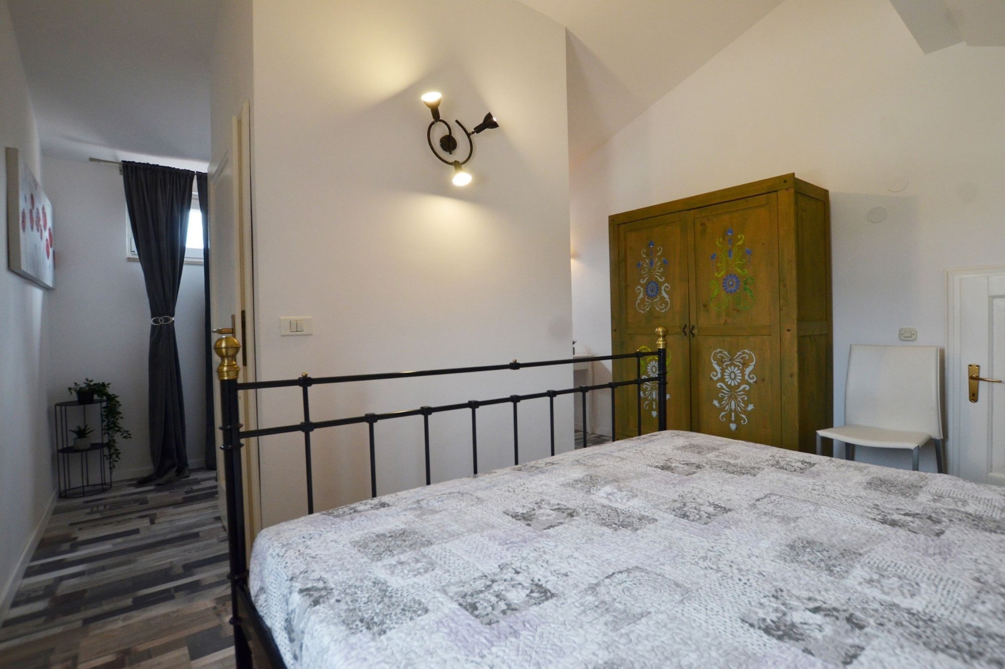 Calm Countryside Rovinj Manor with Pool - Villa with Pool-Slaapkamer
