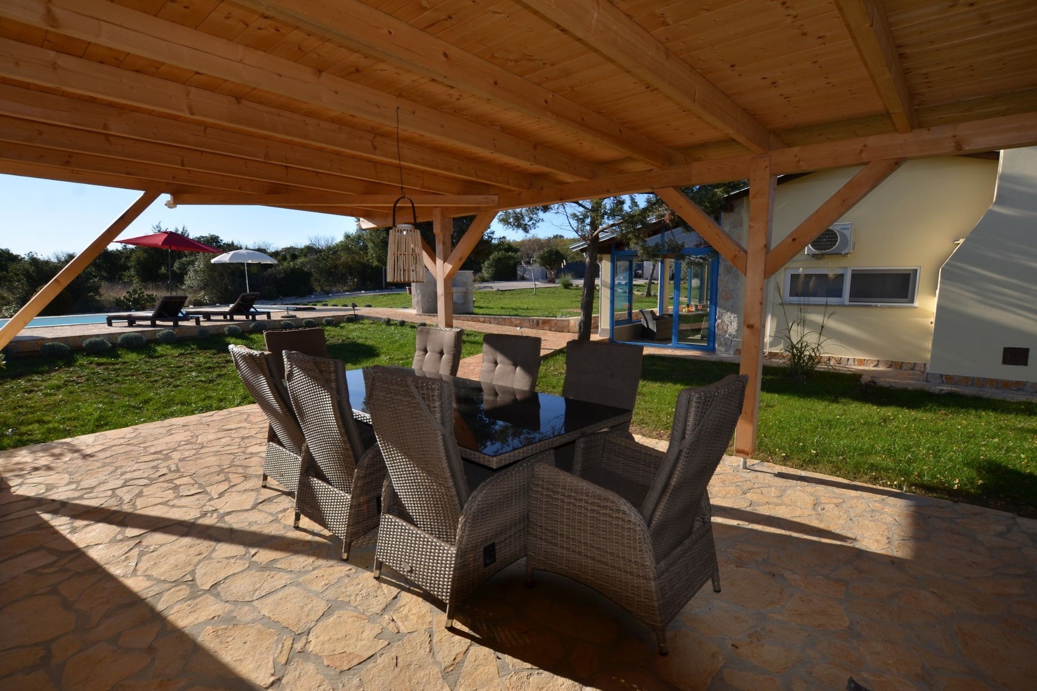 Golden and Green Acres Holiday Home with Pool and Sauna - Three Bedroom Holiday Home with Pool-Outdoor