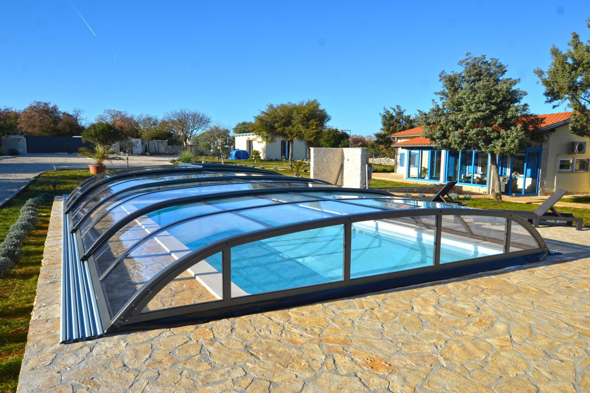 Golden and Green Acres Holiday Home with Pool and Sauna - Three Bedroom Holiday Home with Pool-Pool