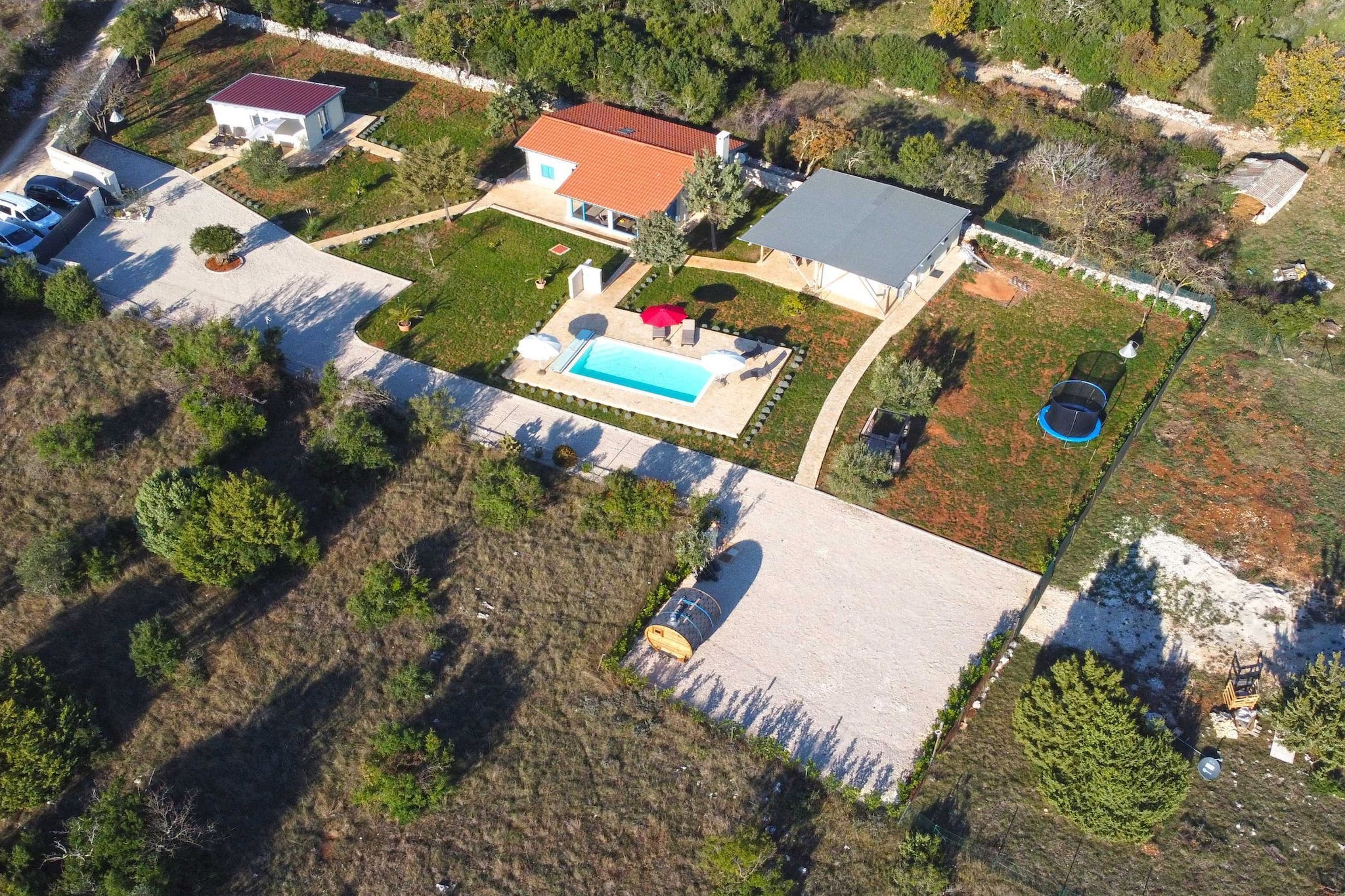 Golden and Green Acres Holiday Home with Pool and Sauna - Three Bedroom Holiday Home with Pool