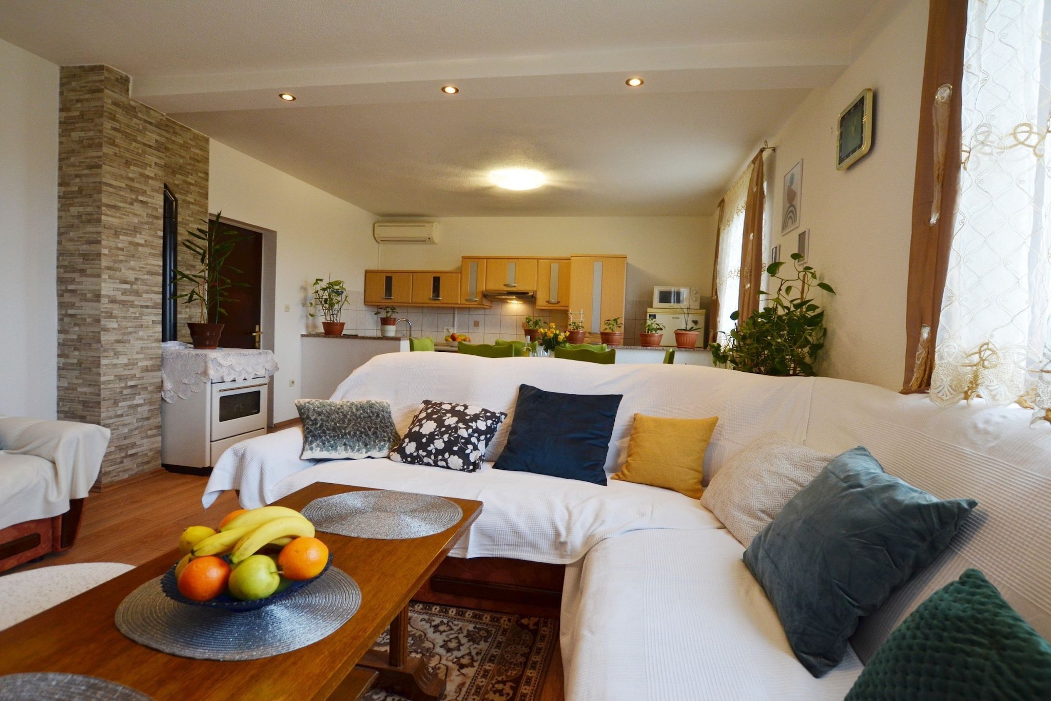 Family-Friendly Apartment near Rovinj - Two Bedroom Apartment-Living room