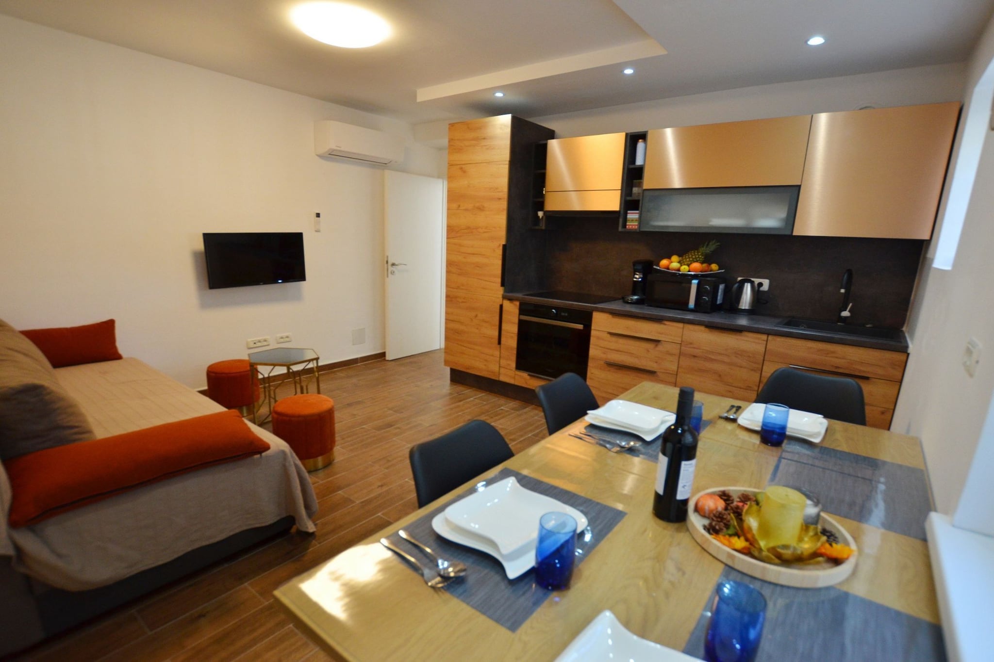 Warm and Welcoming Apartment with Balcony - Two Bedroom Apartment with Balcony-Kitchen