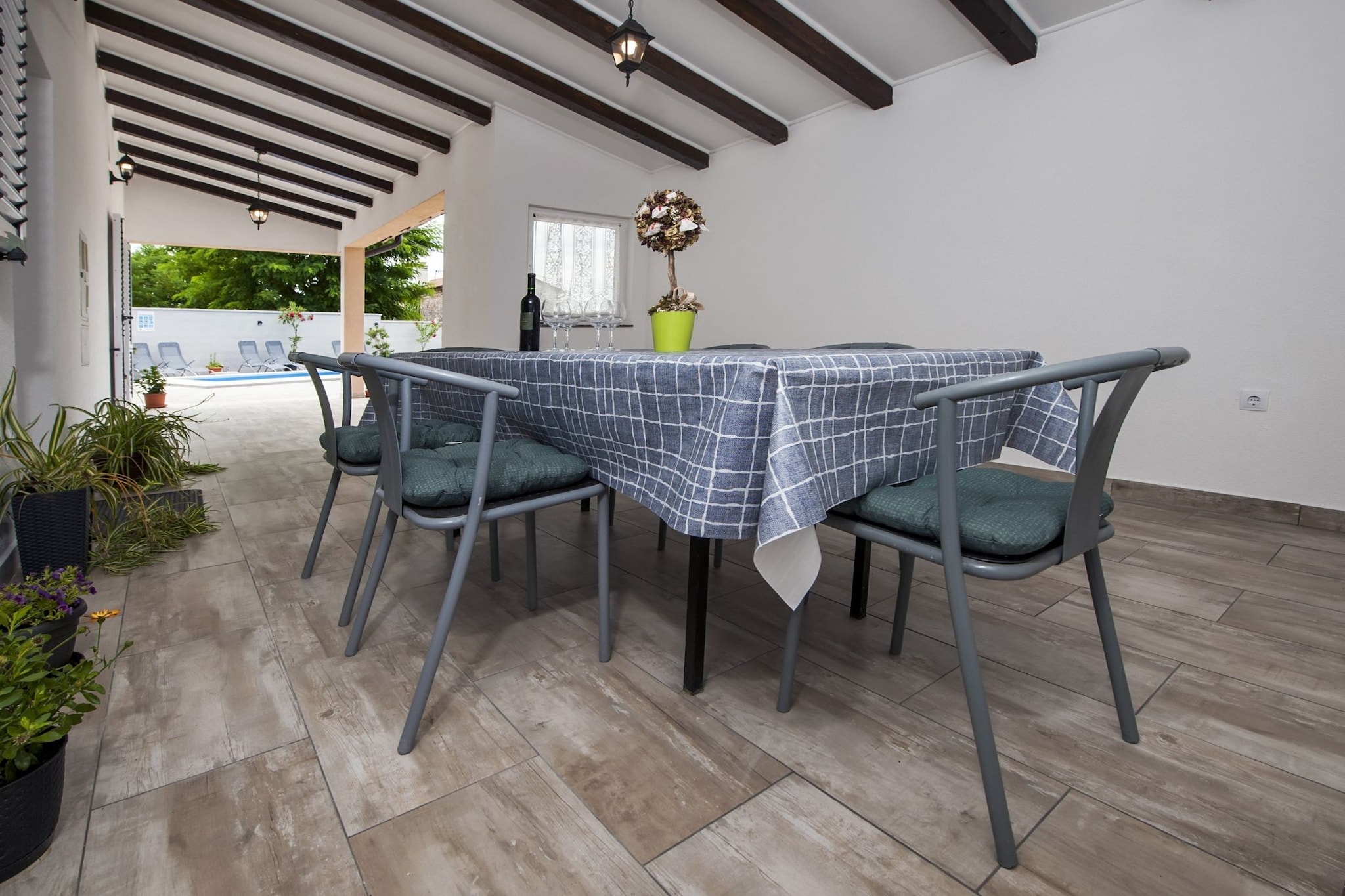 Idyllic Getaway Holiday Home with Pool - Three Bedroom Holiday Home with Pool-Außenbereich
