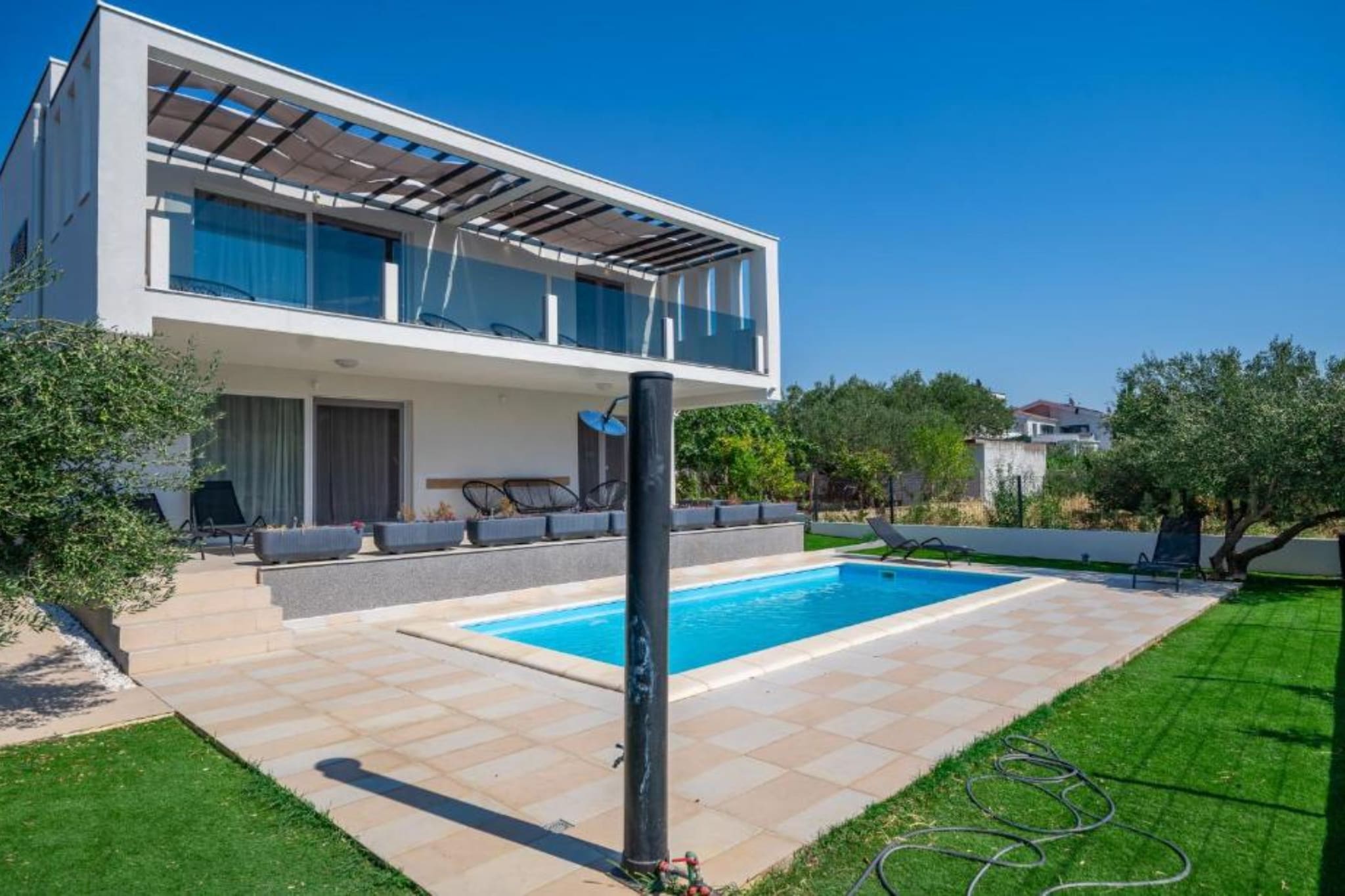 Five Bedroom Villa-Extérieur