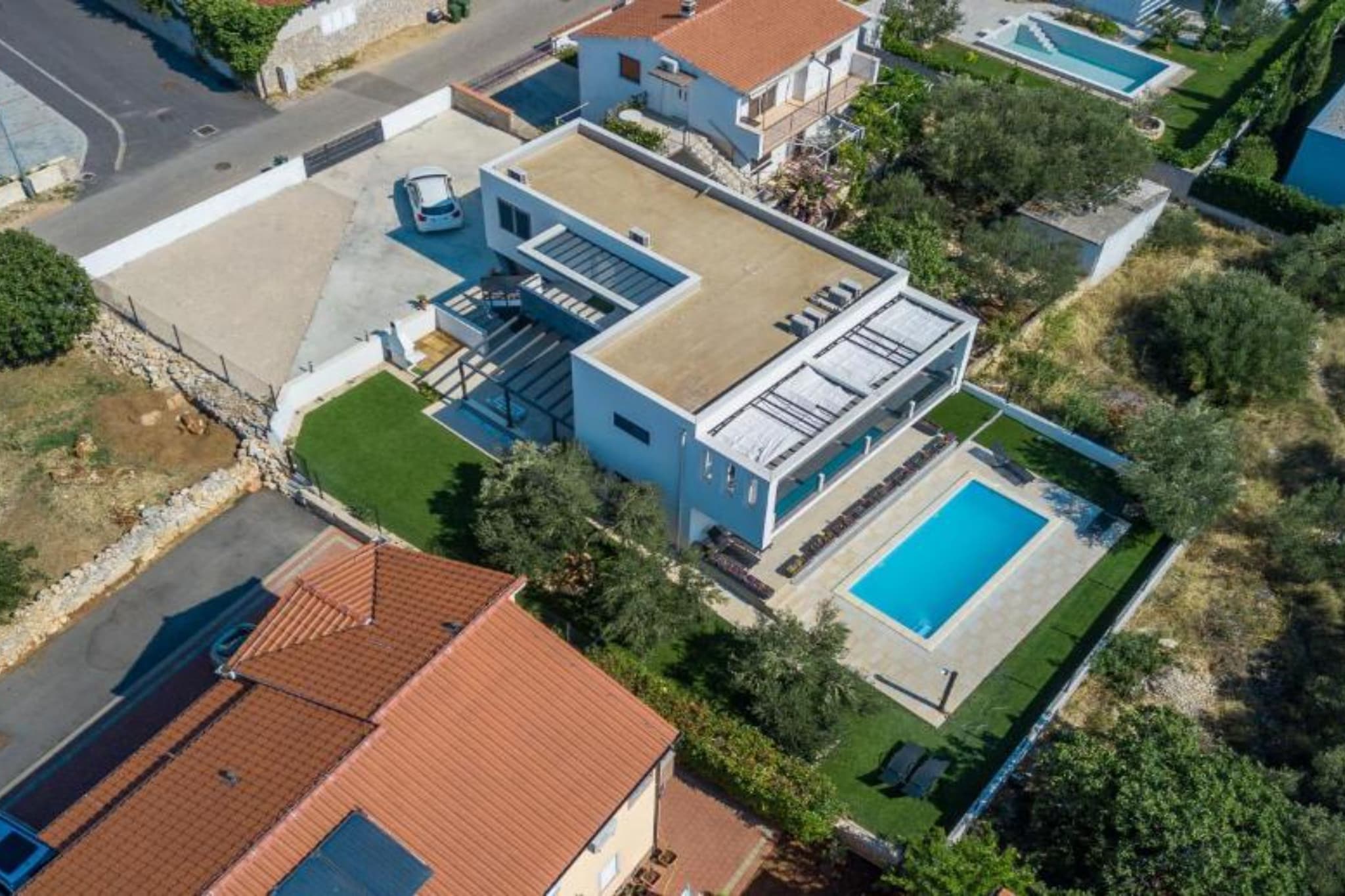 Five Bedroom Villa-Vue
