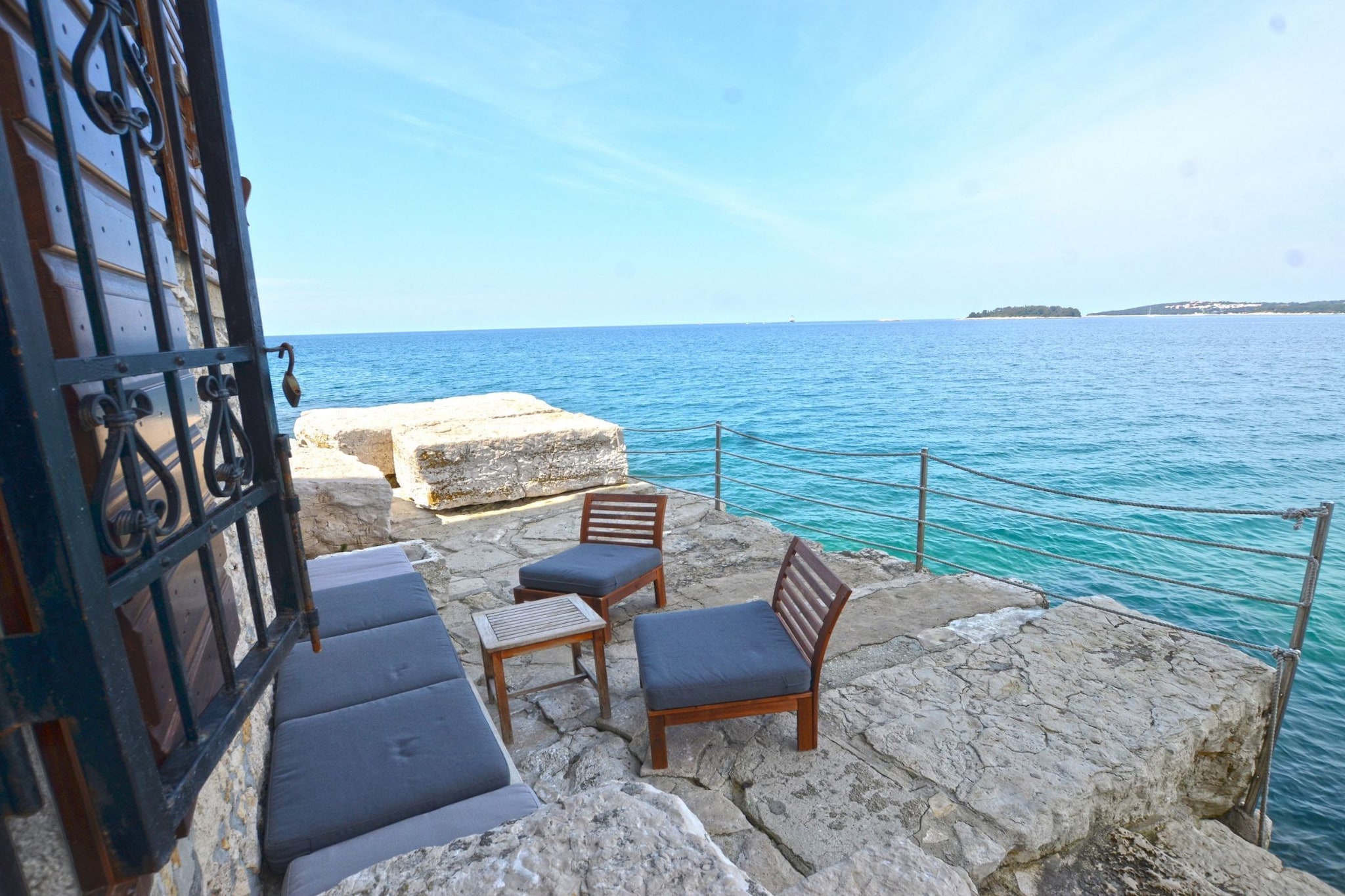 Waterside Cove Oasis Apartment Rovinj - One Bedroom Apartment with Sea View-Outdoor