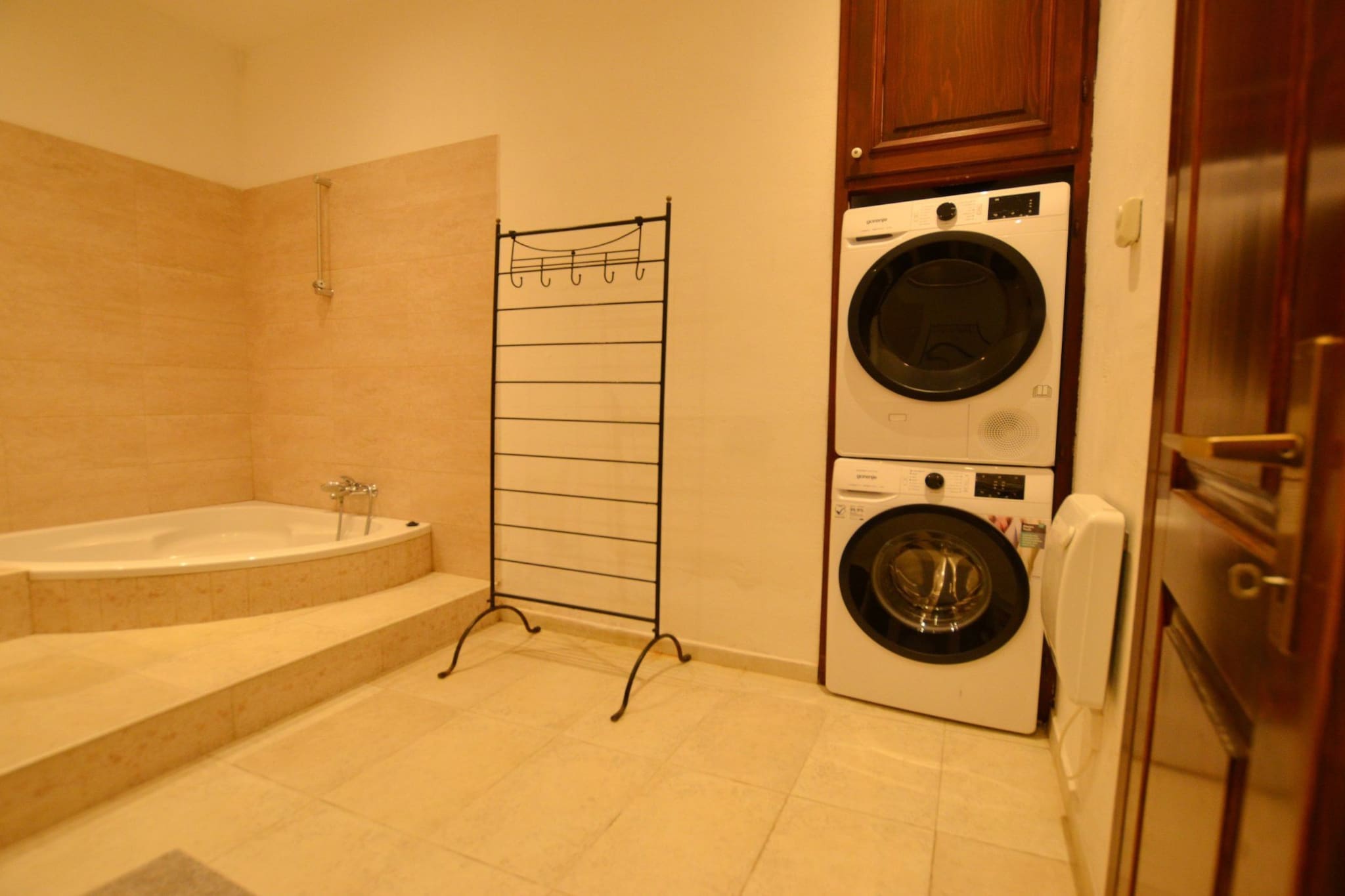 Waterside Cove Oasis Apartment Rovinj - One Bedroom Apartment with Sea View-Bathroom