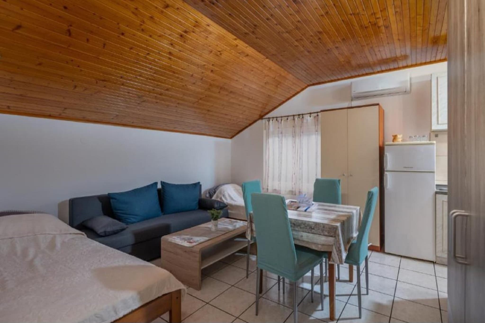 Studio apartment Iva - Studio Apartment-Innen