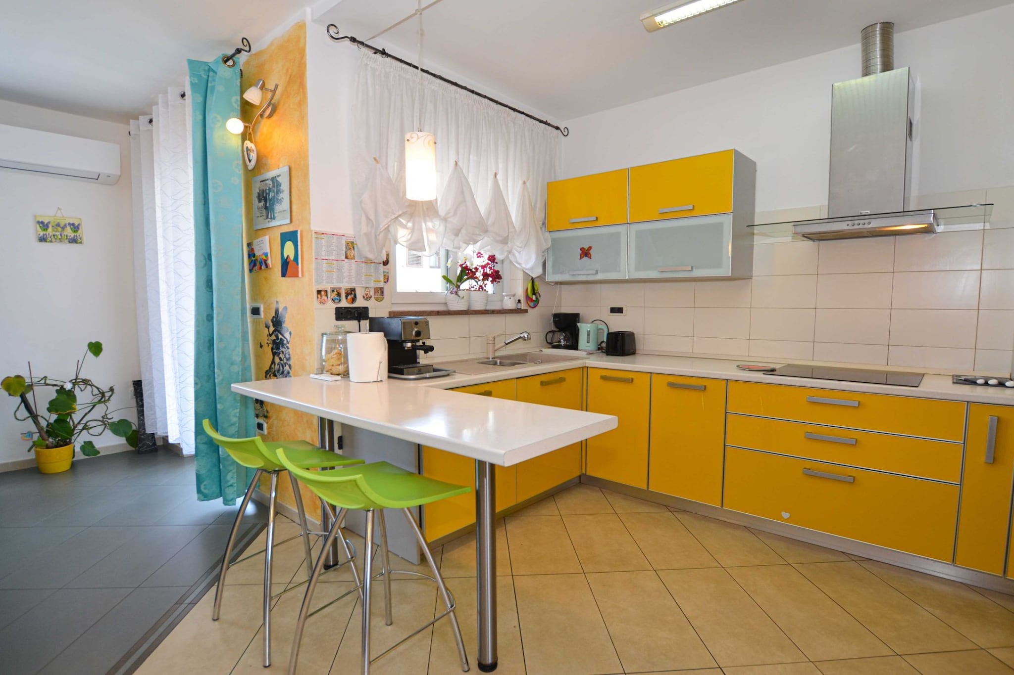 Radovani Peaceful and Serene Apartment with Terrace - Two Bedroom Apartment with Terrace-Keuken