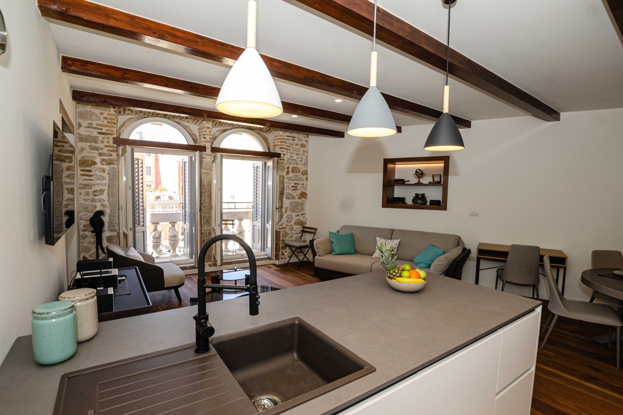 Luxury and Timeless Haven Apartment Rovinj - Two Bedroom Apartment with Balcony-Küche