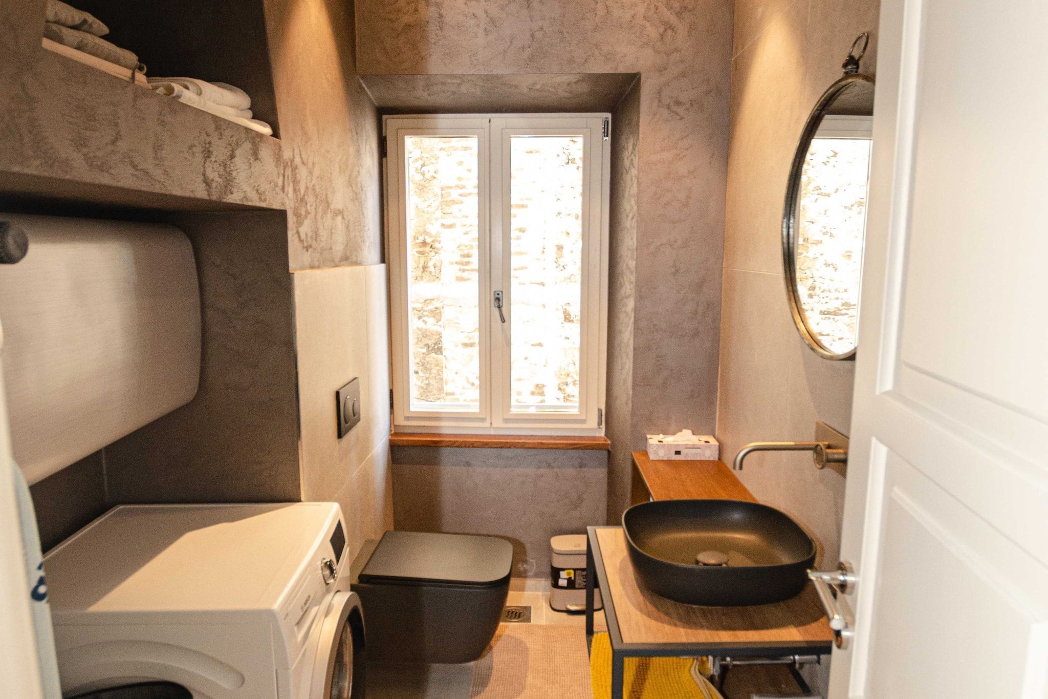 Luxury and Timeless Haven Apartment Rovinj - Two Bedroom Apartment with Balcony-Badezimmer