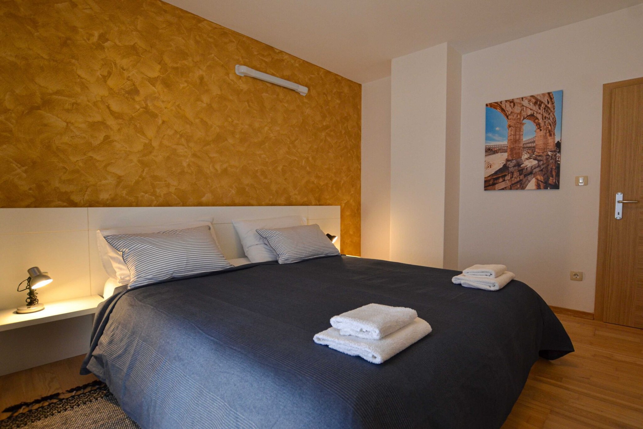 Sophisticated and Chic Villa with Pool - Four Bedroom Villa with Pool-Chambre
