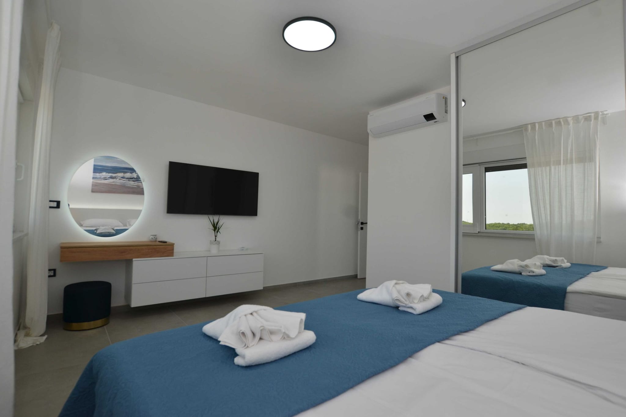 Refined and Inviting Villa in Kanfanar - Four Bedroom Villa with Pool-Schlafzimmer