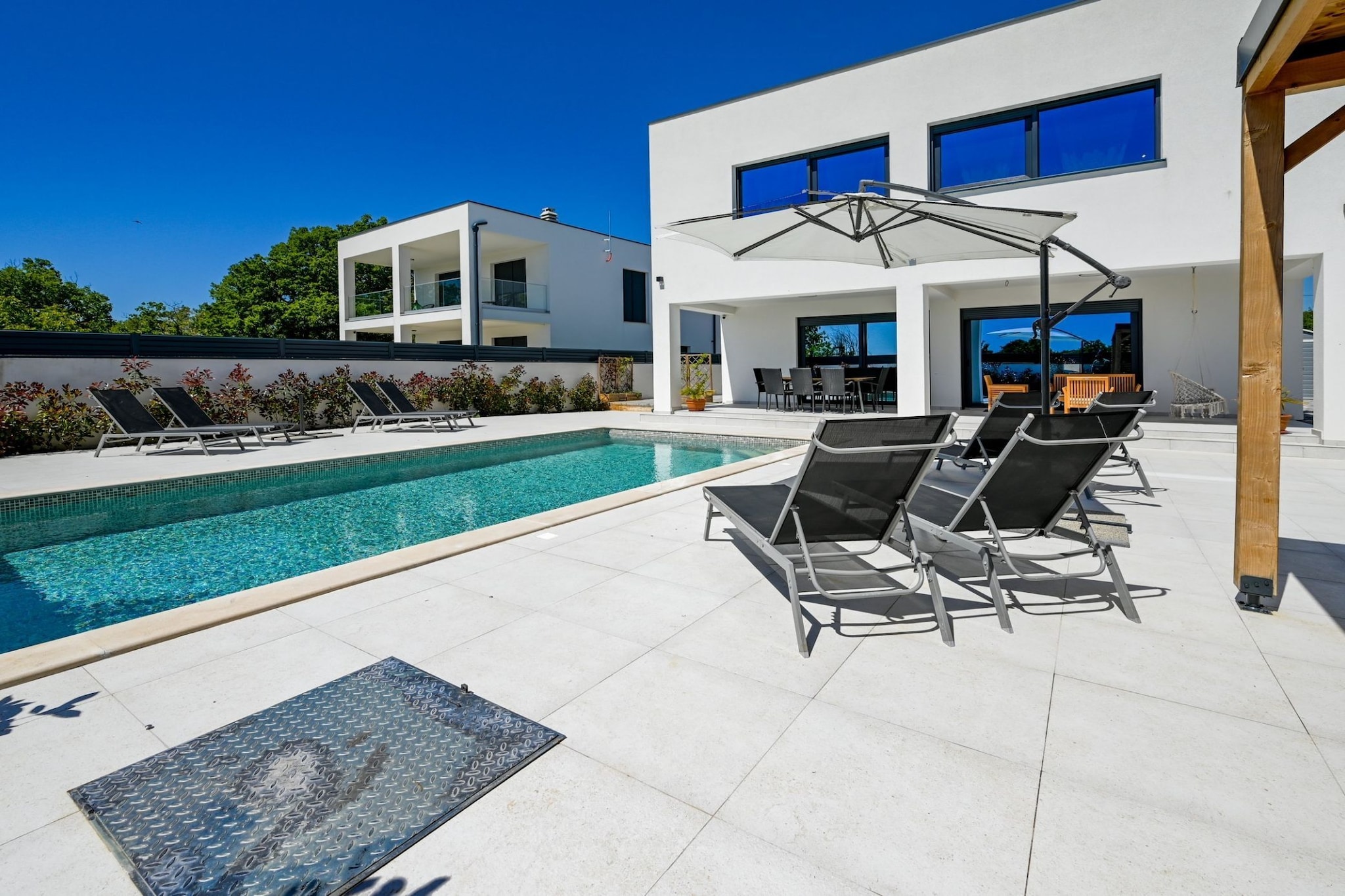 Refined and Inviting Villa in Kanfanar - Four Bedroom Villa with Pool-Schwimmbad