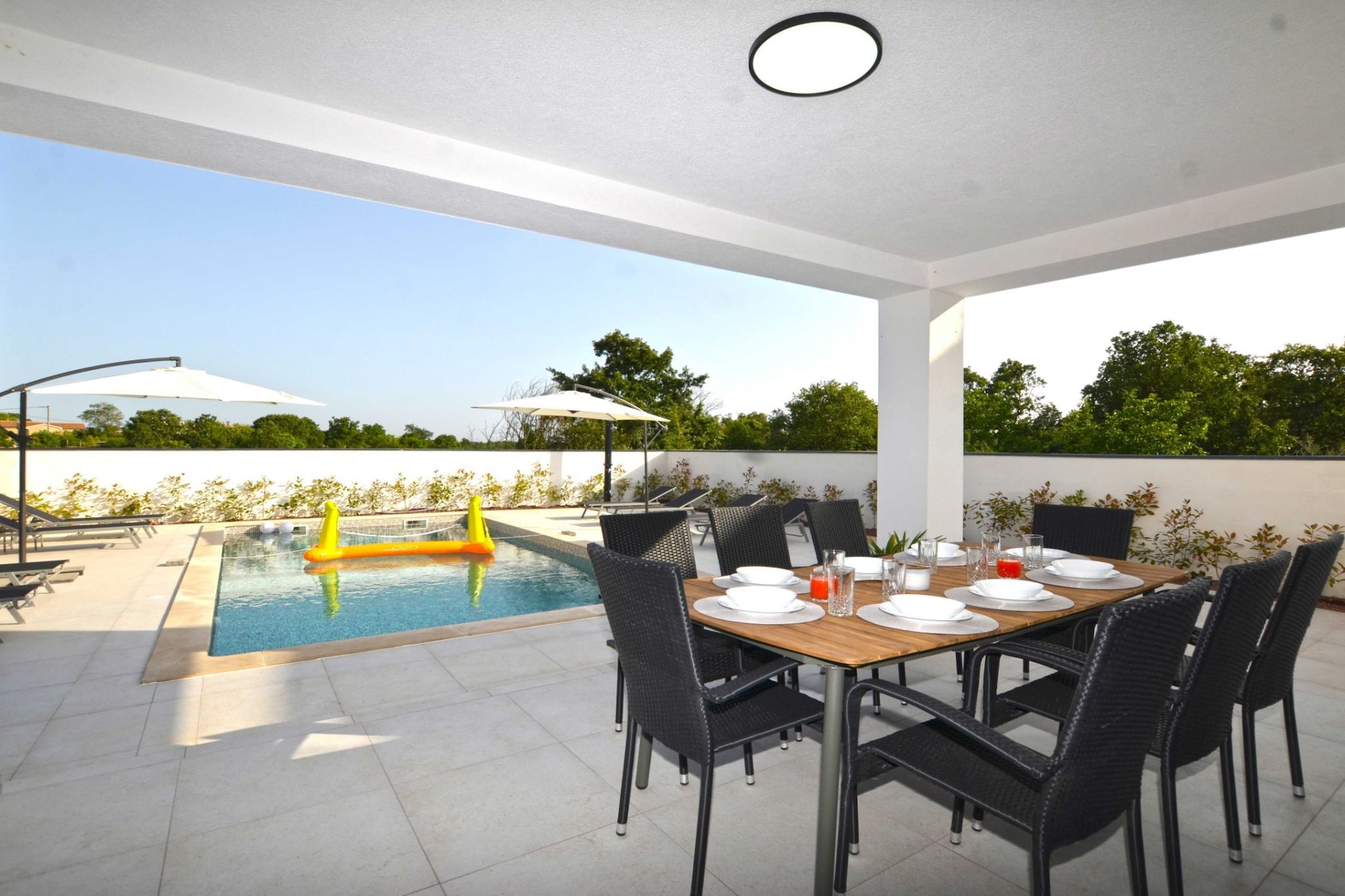 Refined and Inviting Villa in Kanfanar - Four Bedroom Villa with Pool-Schwimmbad