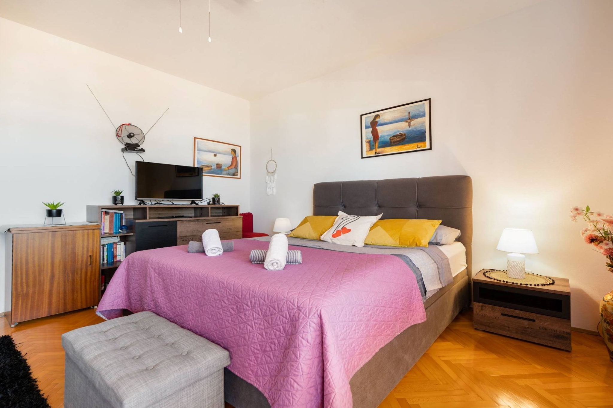 Luxury Seget Donji Apartments with Terrace and Sea View - Three Bedroom Apartment with Terrace and Sea View-Bedroom