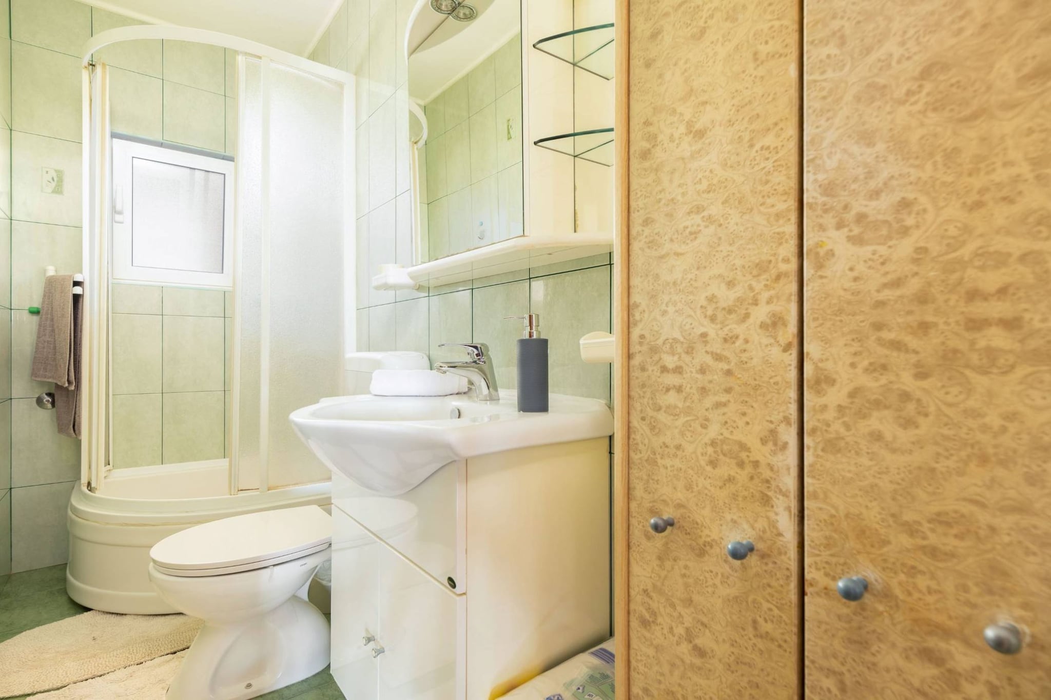 Luxury Seget Donji Apartments with Terrace and Sea View - Three Bedroom Apartment with Terrace and Sea View-Bathroom