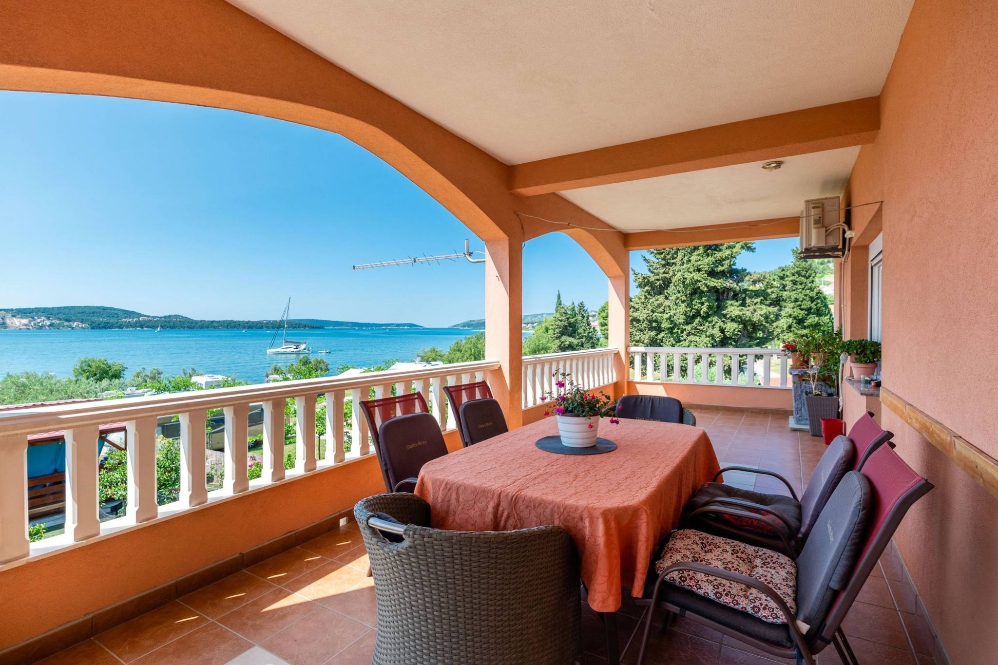 Luxury Seget Donji Apartments with Terrace and Sea View - Three Bedroom Apartment with Terrace and Sea View-Terrace balcony