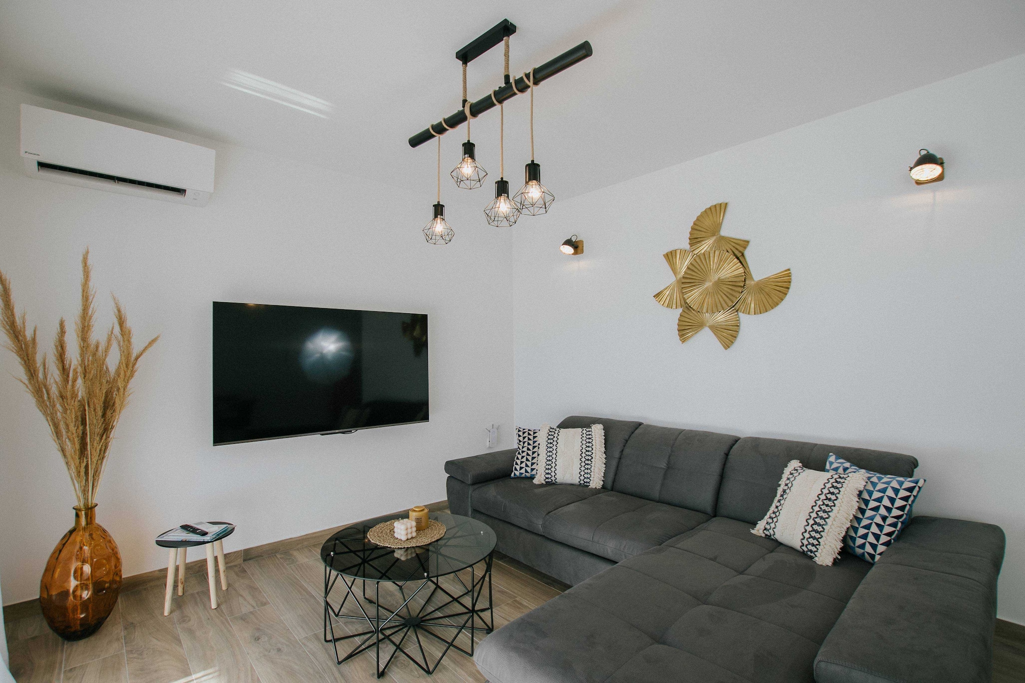 Spacious Luxury Trogir Apartments - Two Bedroom Apartment