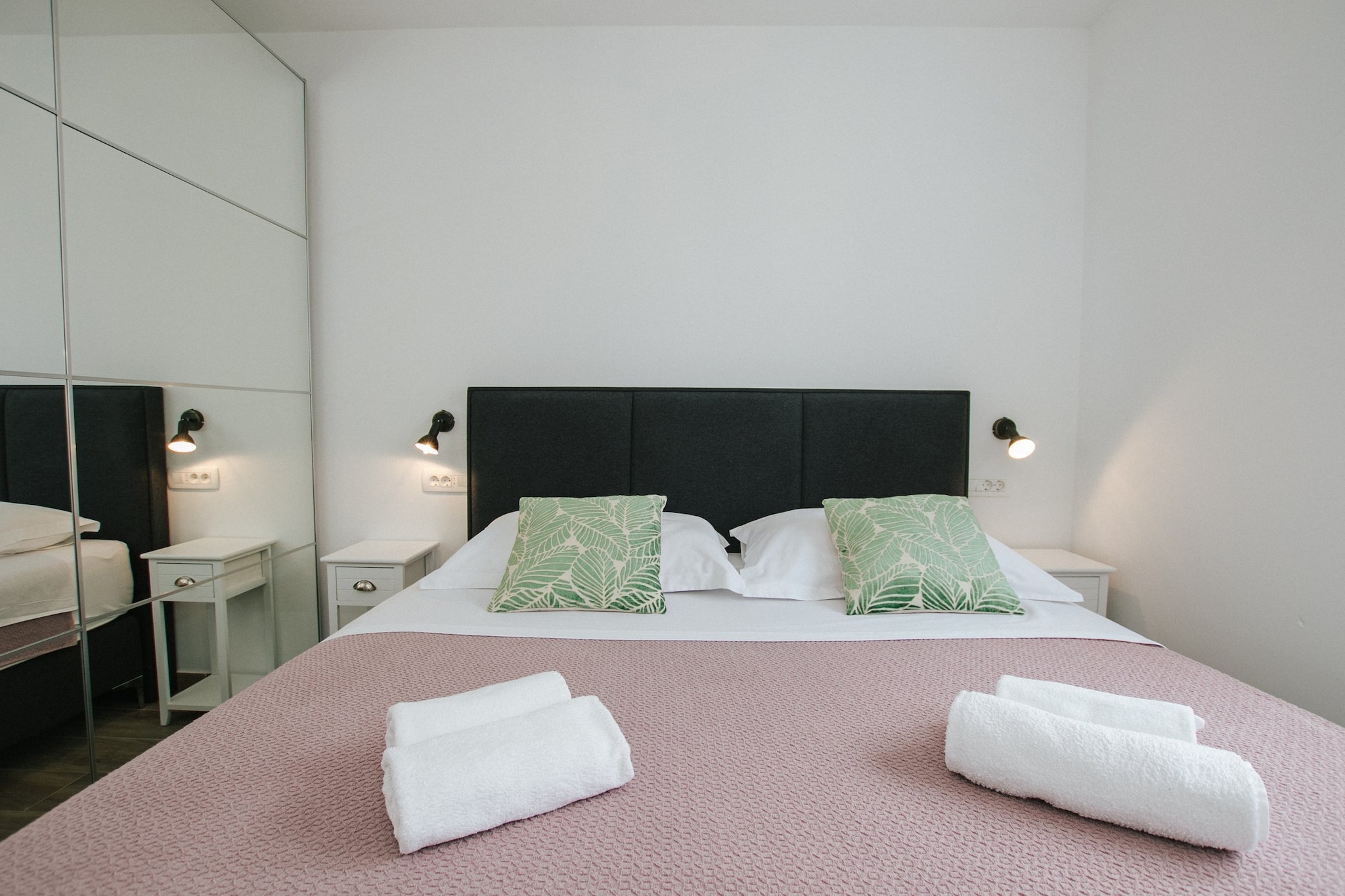 Spacious Luxury Trogir Apartments - Comfort Two Bedroom Apartment (Marin 3)-Bedroom