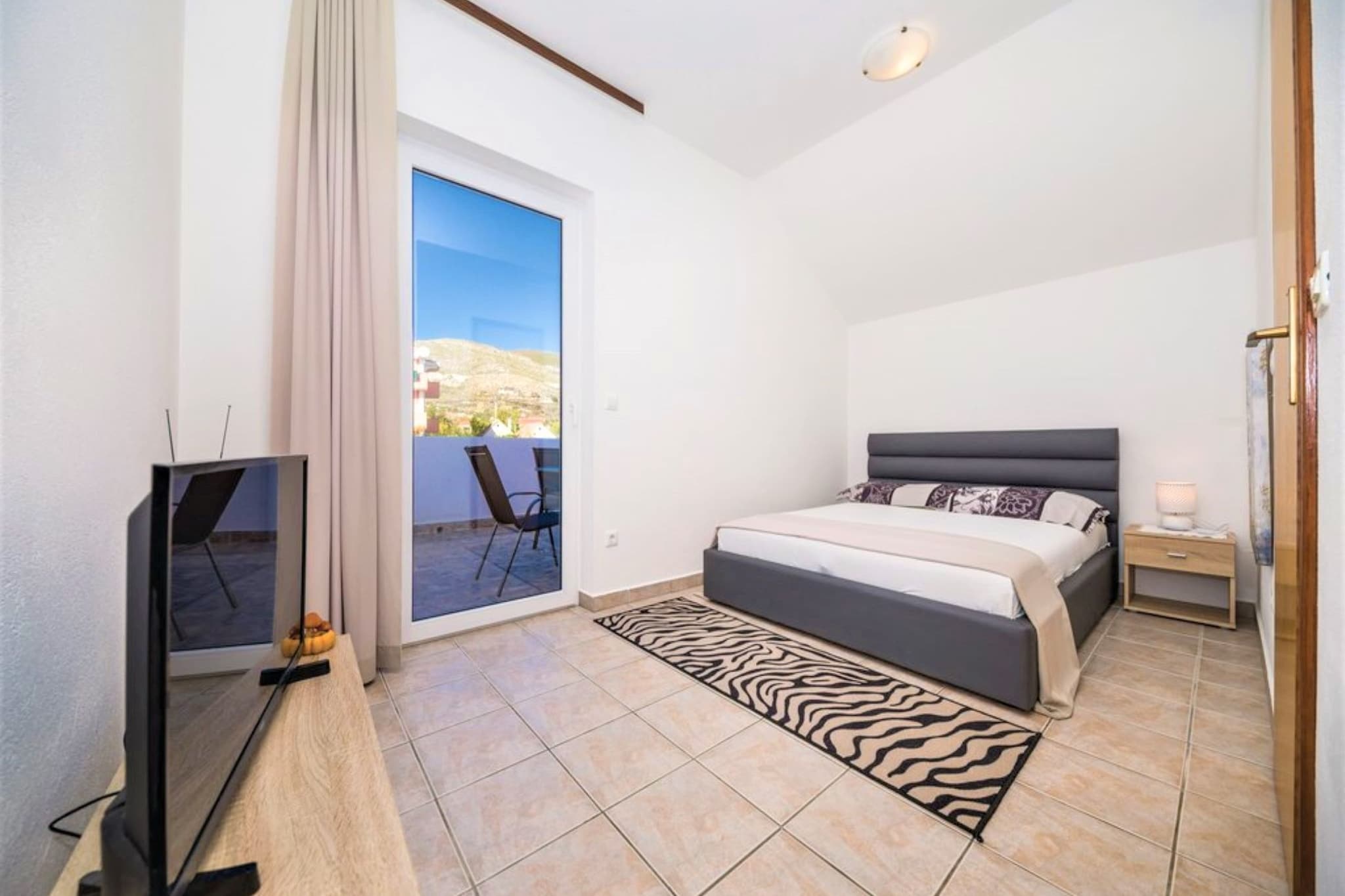 Trogir Comfortable Apartment with Terrace - Two Bedroom Apartment with Terrace-Bedroom