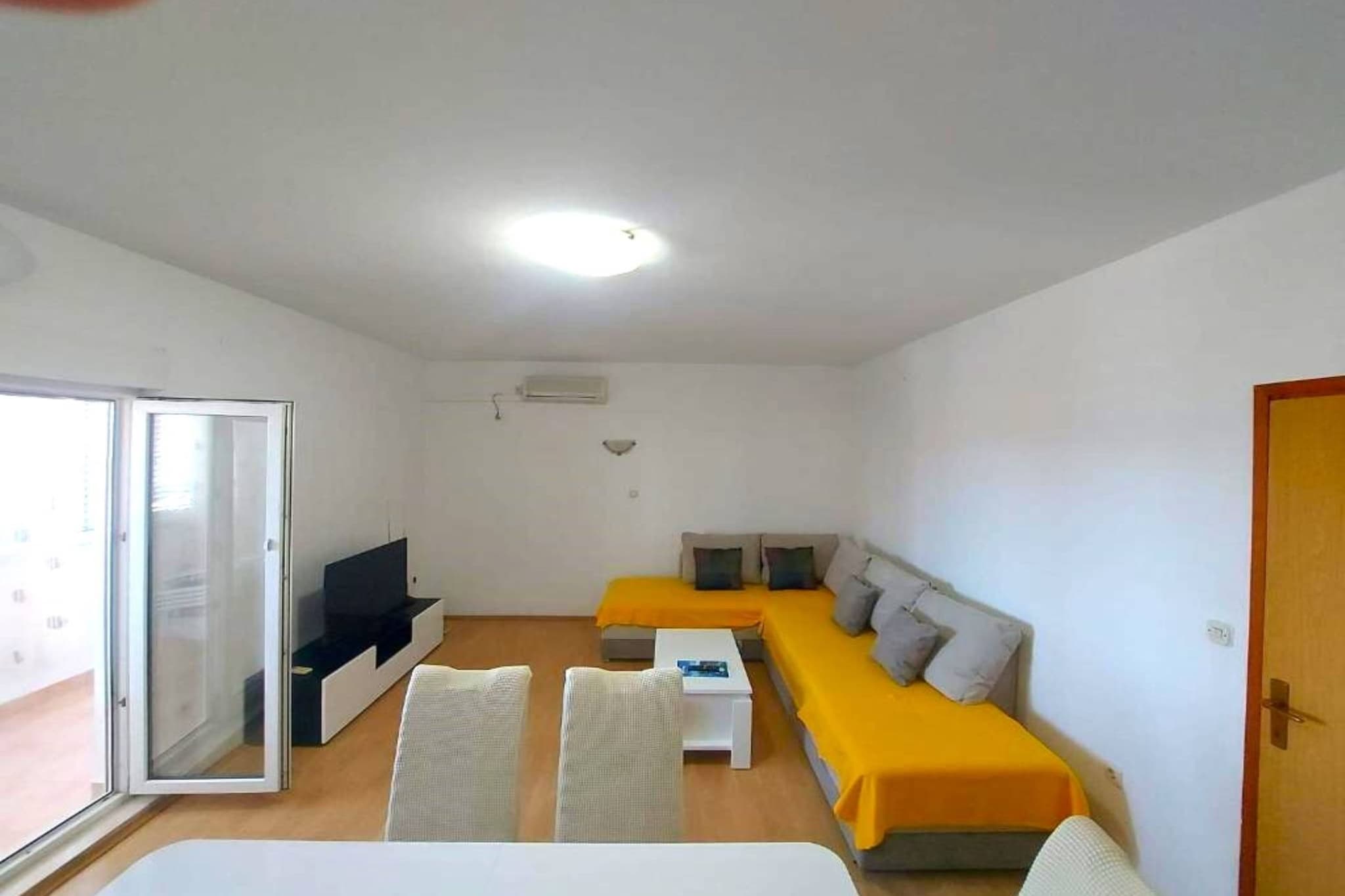 Seaside Okrug Gornji Apartment with Terrace and Patio - Two Bedroom Apartment with Terrace