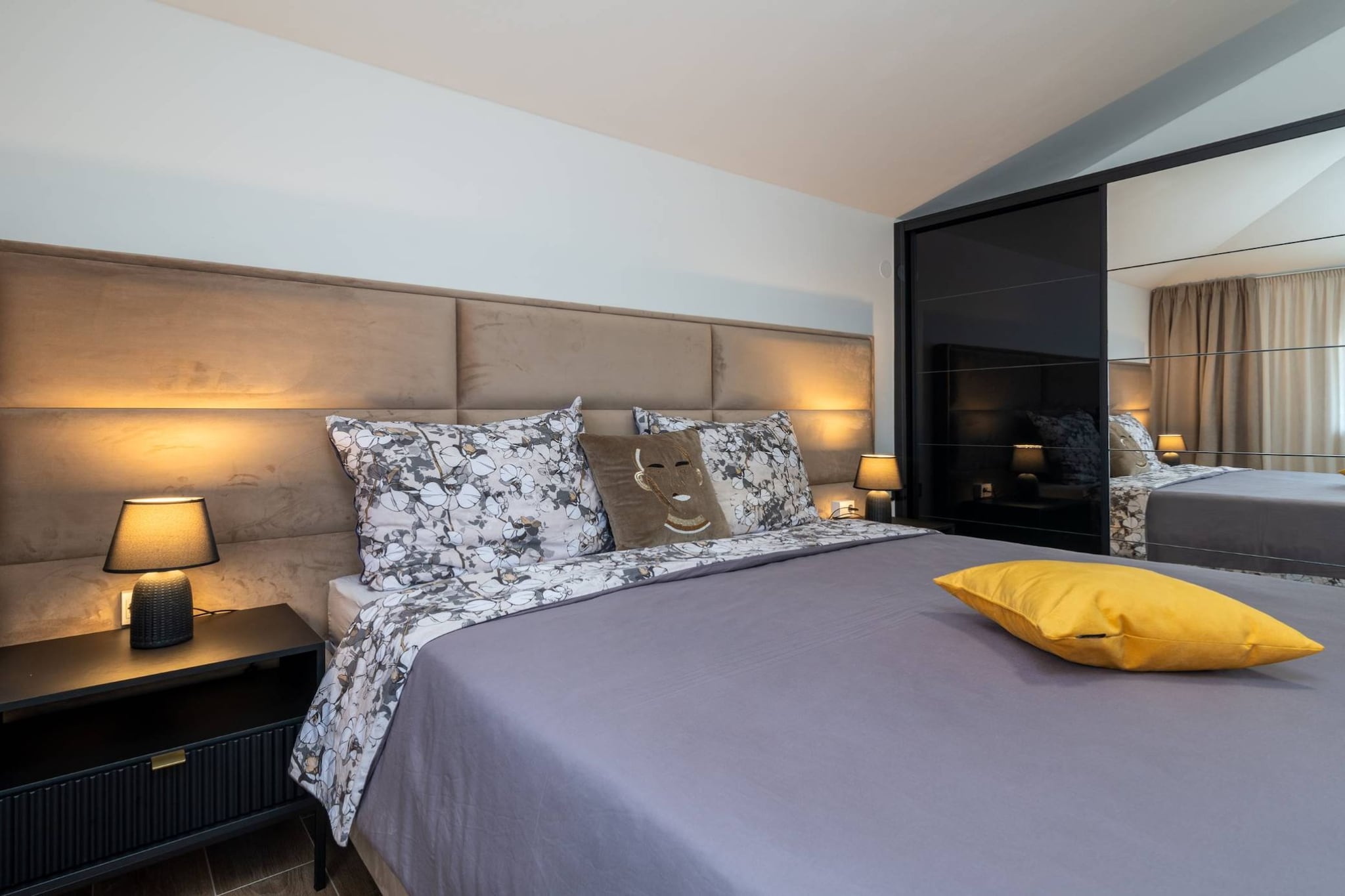 Luminous Infinity Villa with Pool and Gym - Six Bedroom Villa with Pool-Slaapkamer