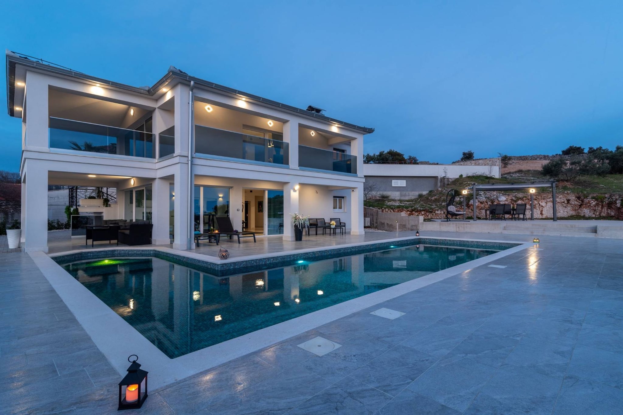 Luminous Infinity Villa with Pool and Gym - Six Bedroom Villa with Pool-Zwembad